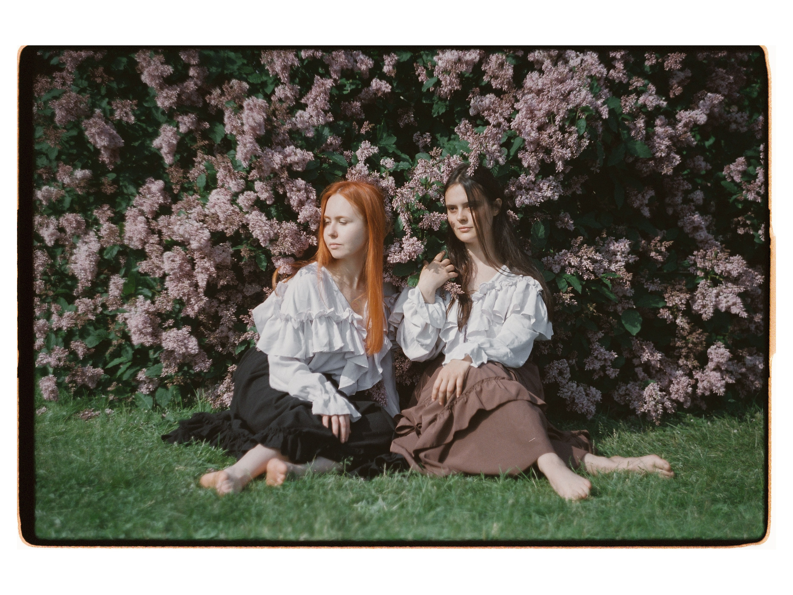 Фотосессия для подруг на плёнку 35 мм в Санкт-Петербурге. Светлана Гопанюк. Портретный фотограф. Санкт-Петербург. СПб