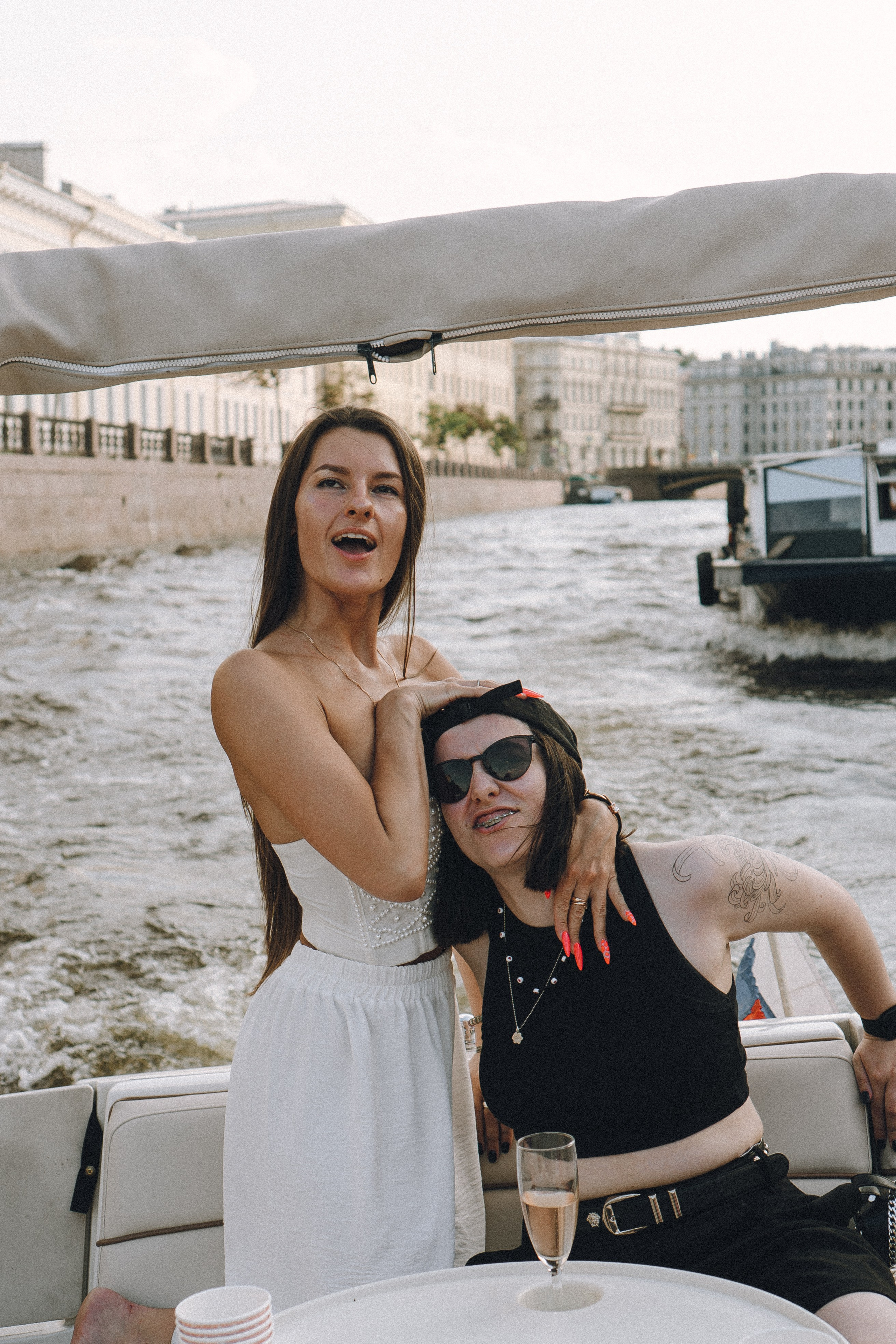 ДЕВИЧНИК НА КАТЕРЕ. Профессиональный фотограф, Санкт-Петербург — Виктория Богомолова