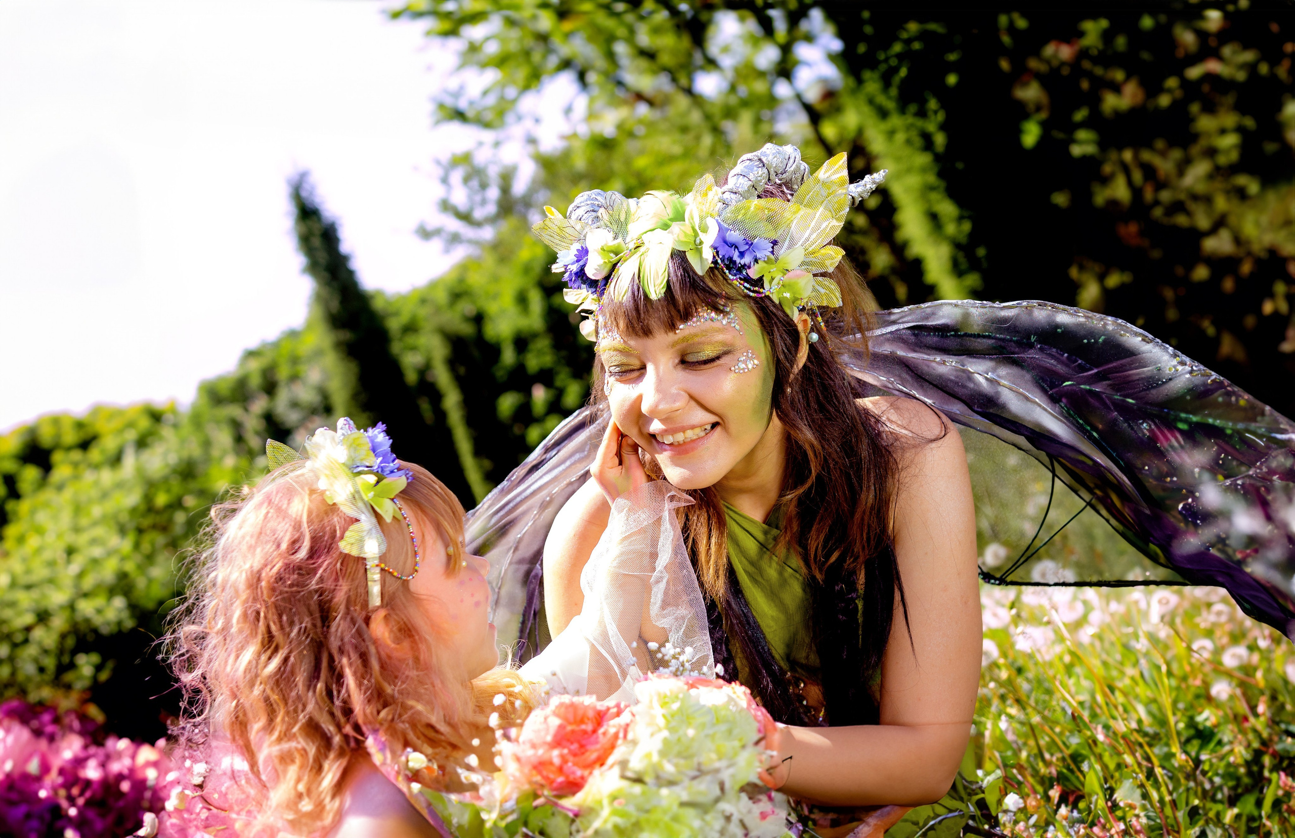 Семейная фотосессия фей в Лошицком парке