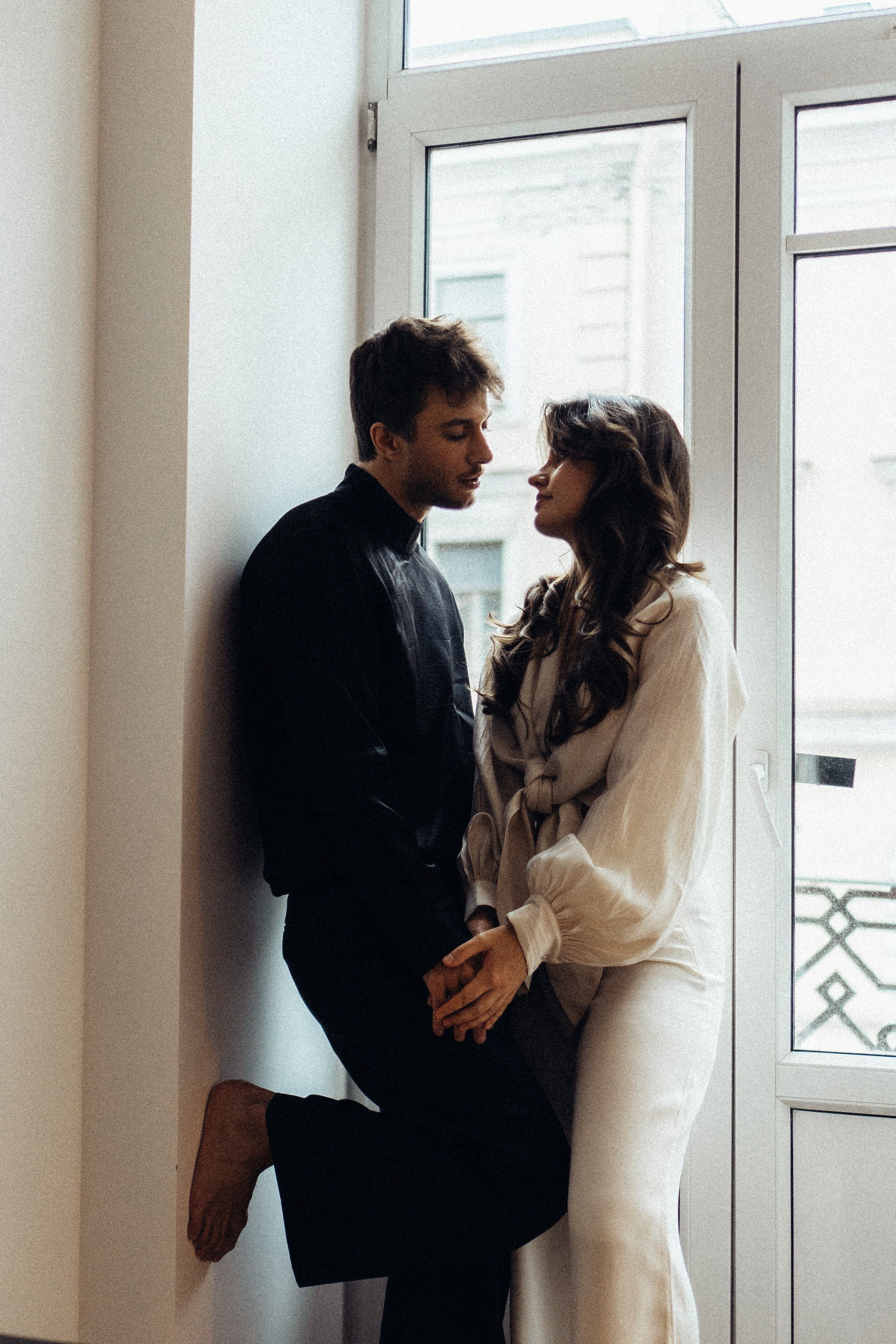 УТРО ЖЕНИХА И НЕВЕСТЫ В ПИТЕРСКОЙ КВАРТИРЕ И СЬЕМКА С СВАДЕБНЫХ ОБРАЗАХ. Профессиональный фотограф, Санкт-Петербург — Виктория Богомолова