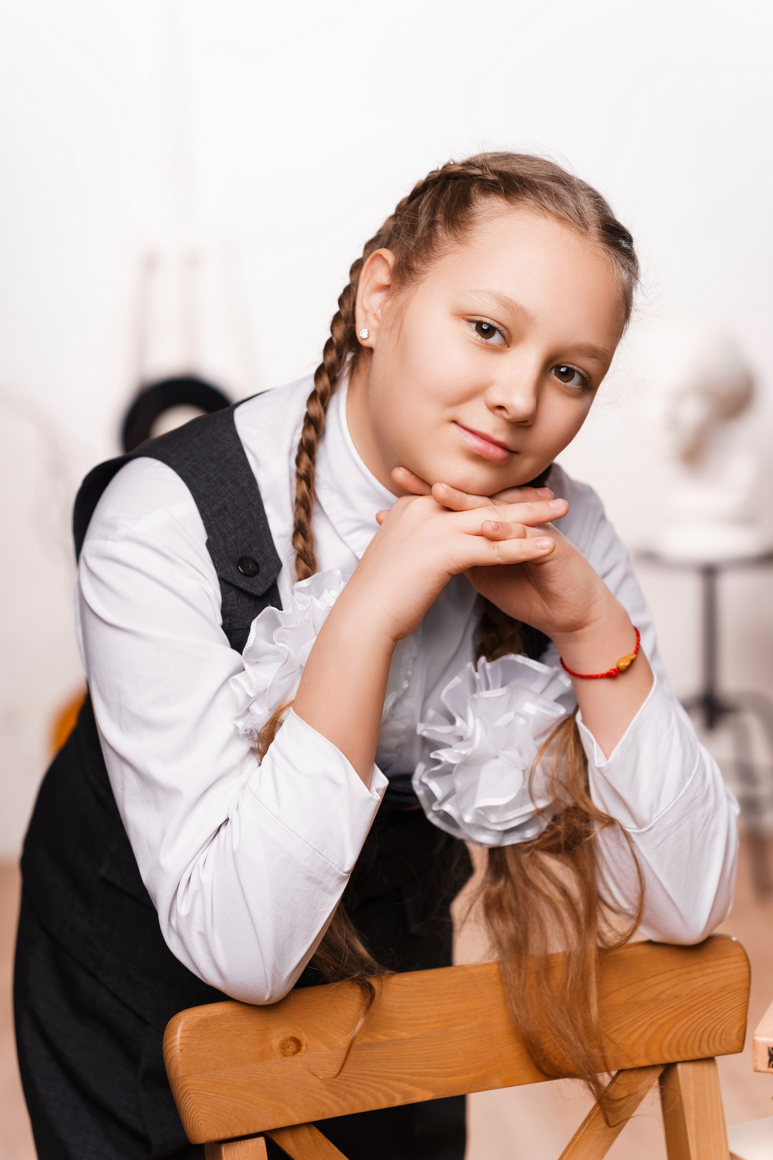 Белая. Выпускные альбомы и фотосессии в Кирове от Протасовой Жени