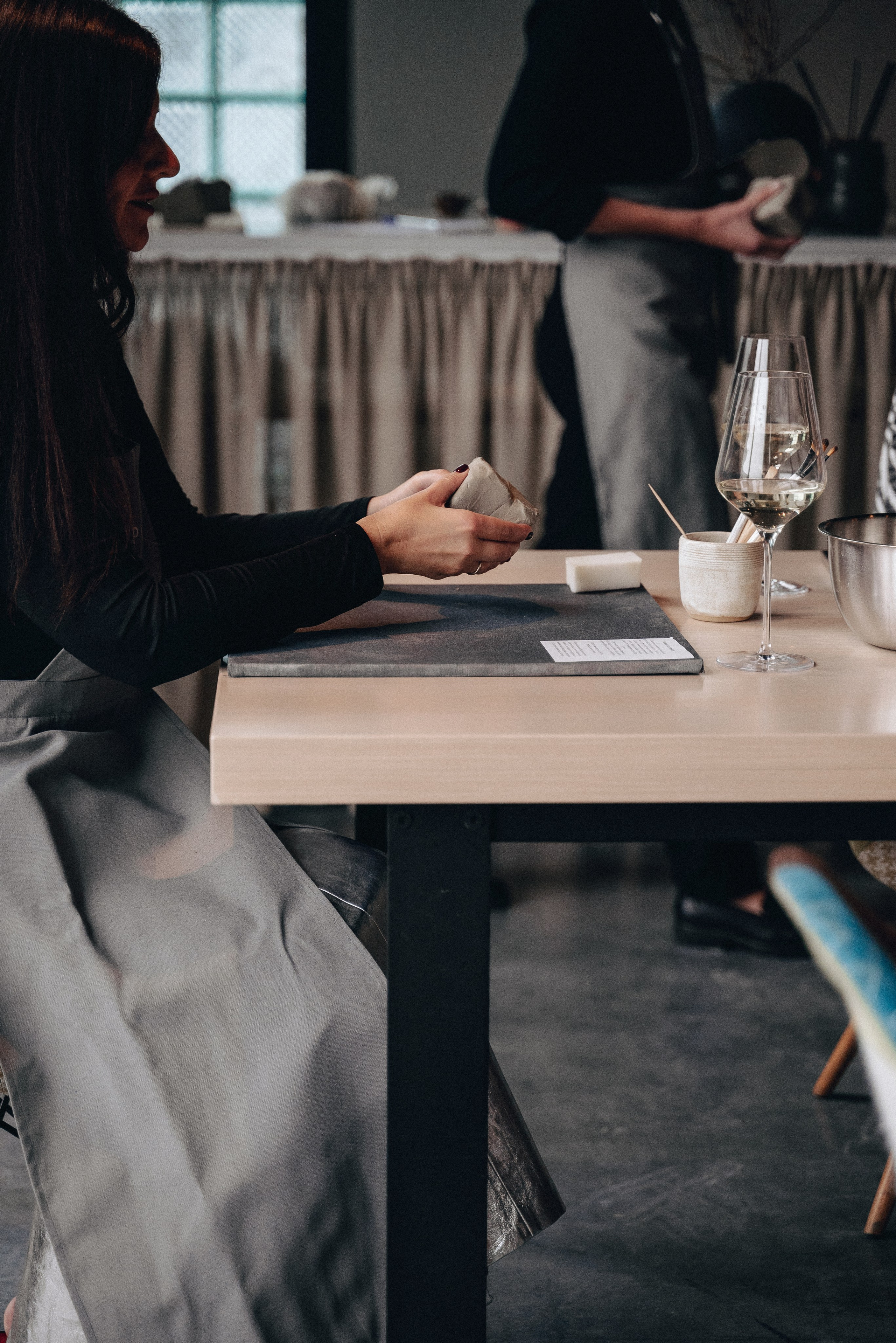 День Рождения в студии лепки из глины. Екатерина Курбанова. Женский фотограф