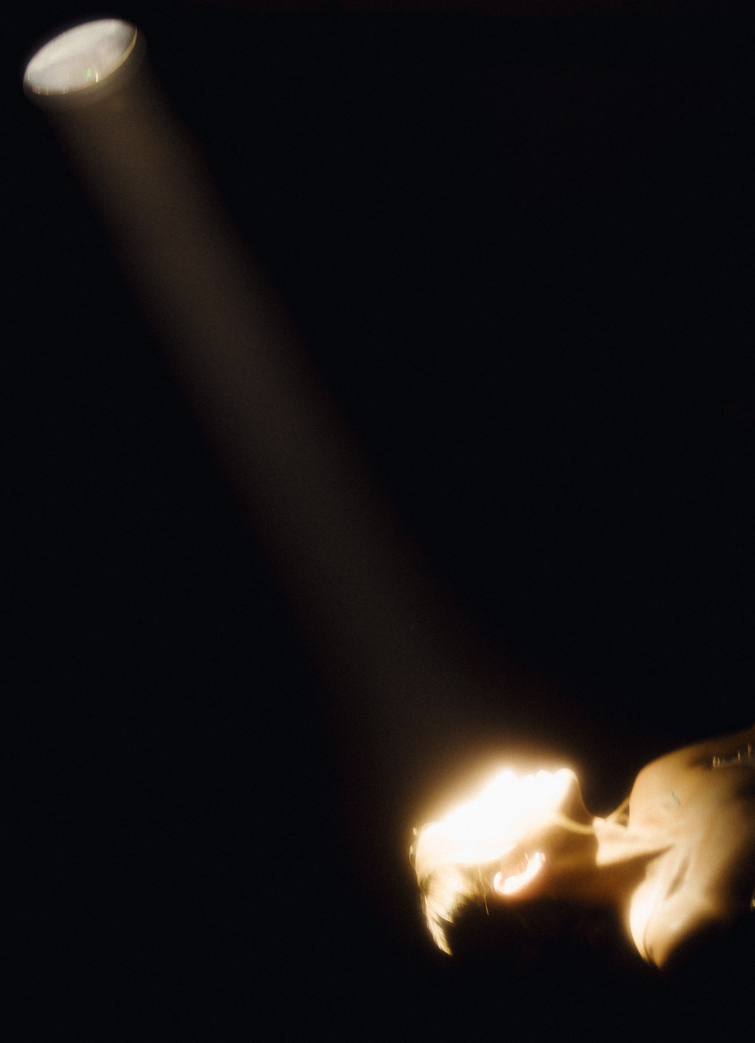 От любви есть только одно средство: любить ещё больше