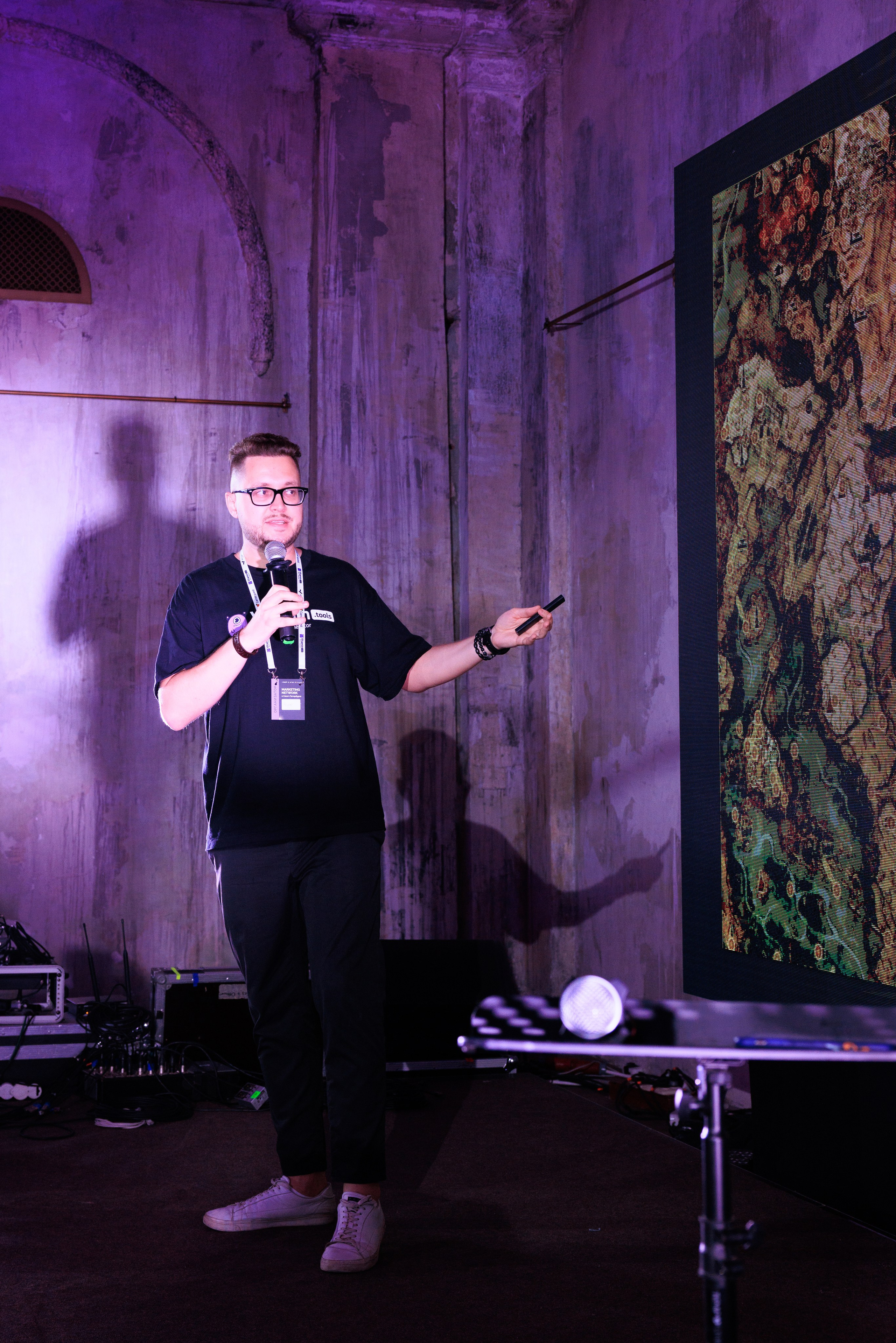 Vitamin.tools MarketingNetwork. Фотограф Александр Заломаев