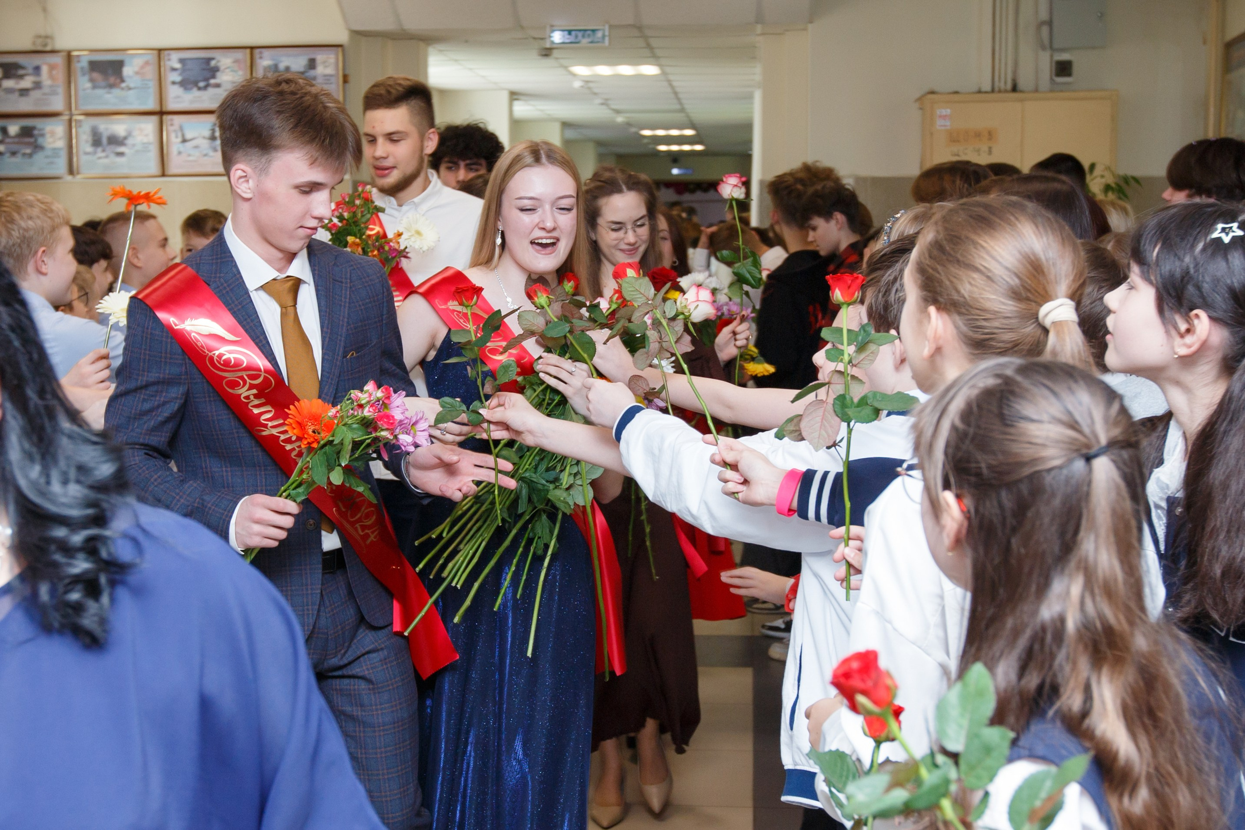 11 класс / Последний звонок / Гимназия № 1558 / г. Москва. Детский и семейный фотограф Мария Киселёва. Москва