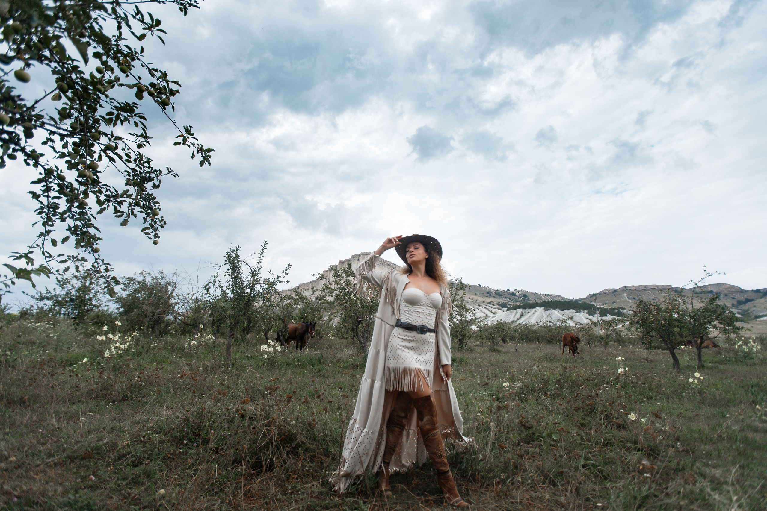 Белая скала. Анонс фотосессии для Александры. Свадебный фотограф в Крыму и Севастополе Ольга Баскакова