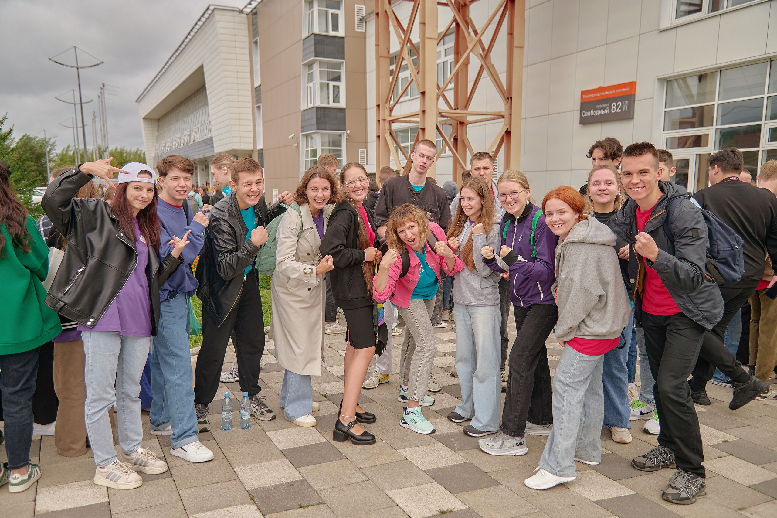 Большая перемена. Фотограф Яковлев Роман — Красноярск