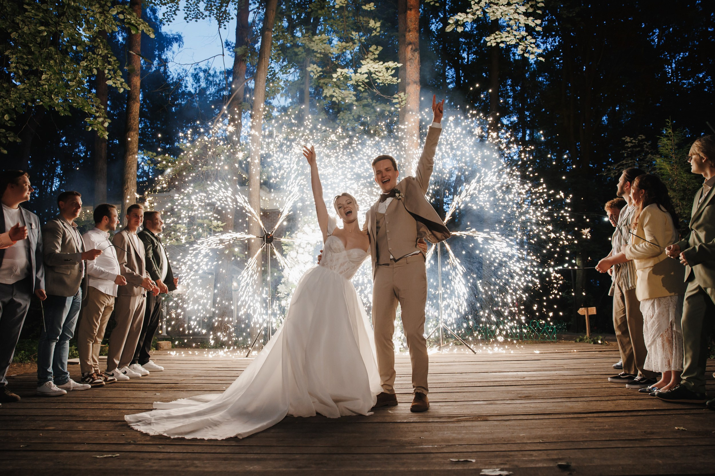 Фотограф Повольнов. Подрядчики и друзья сети свадебных площадок House for wedding