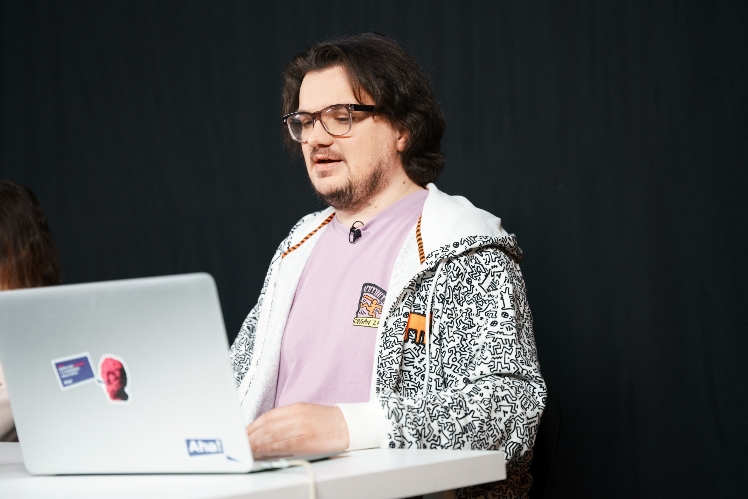 Aha! — 9 апреля 2021. Фотобанк Матемаркетинг