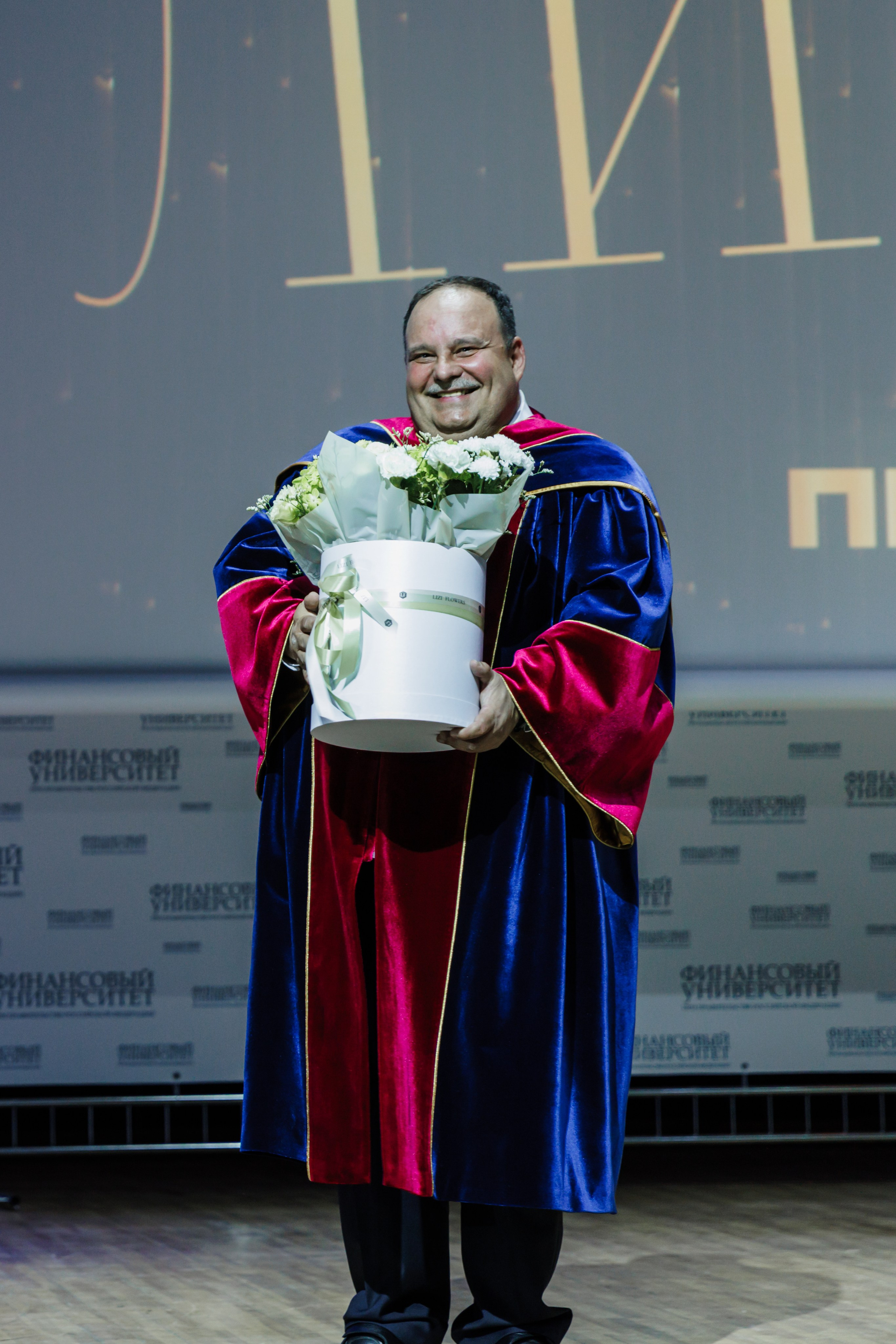 Финансовый университет. Фотограф Москва Шептаев Артём