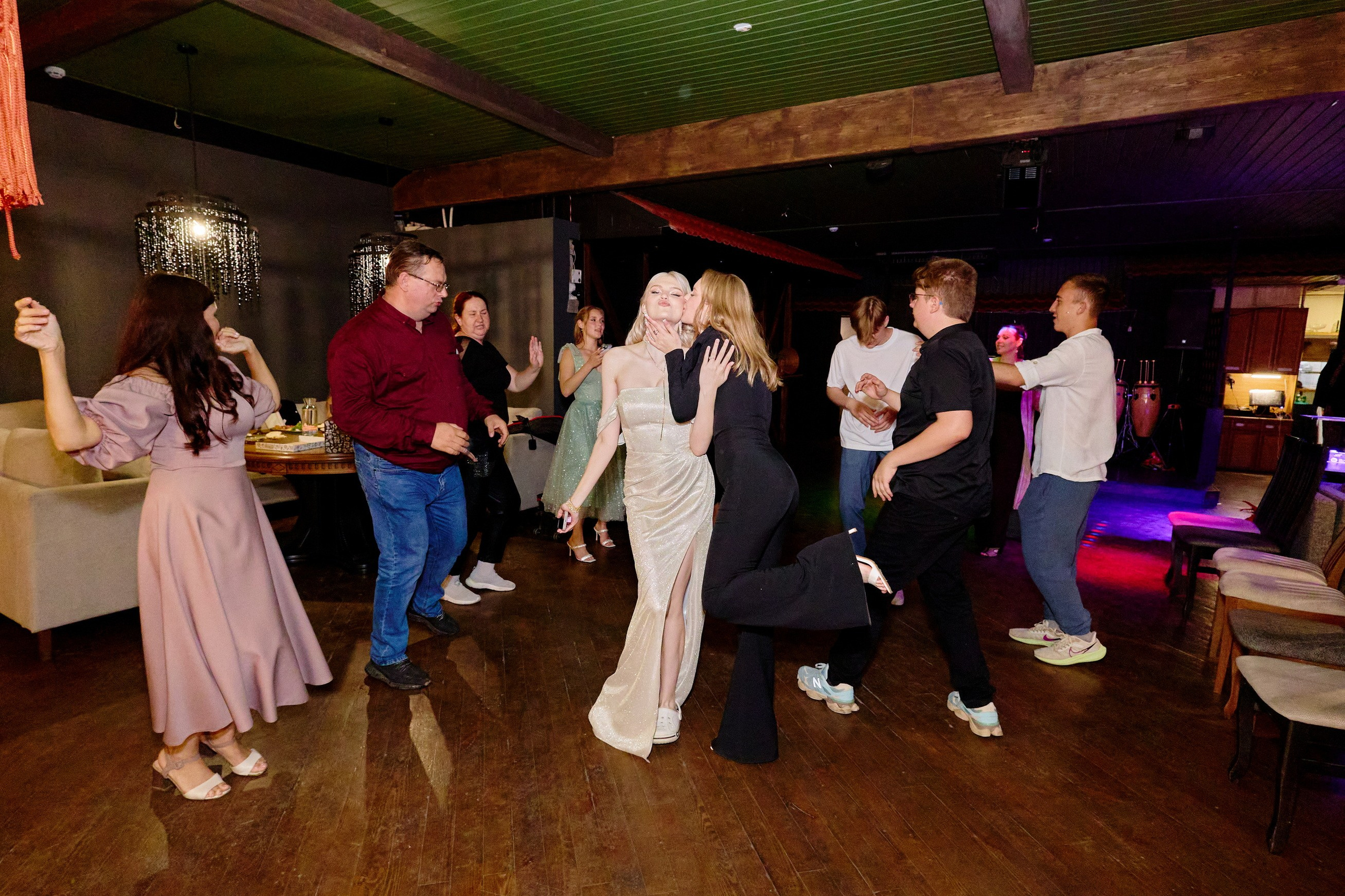 Выпускной 35 Сош. Фотограф Выпускные альбомы Таганрог Сергей Коробченко