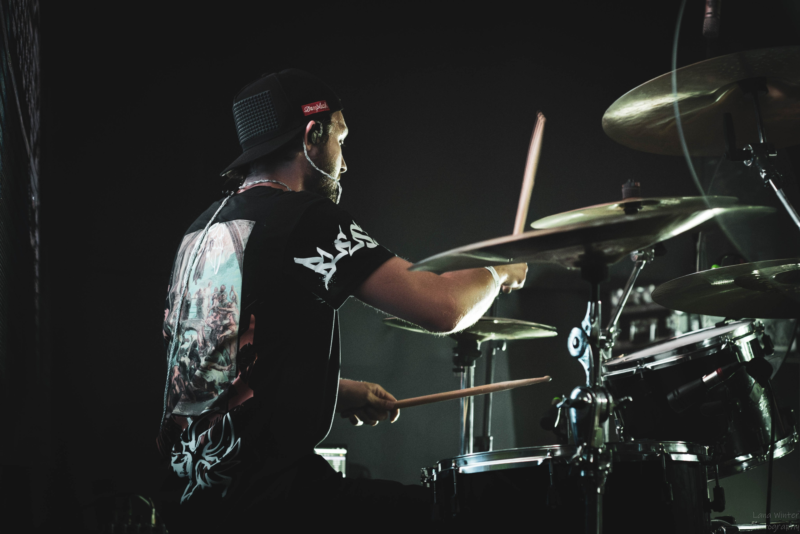 7000$ (29 июня 2025 года, Москва, клуб Урбан). Фотограф Светлана Блинова, Москва и Московская область