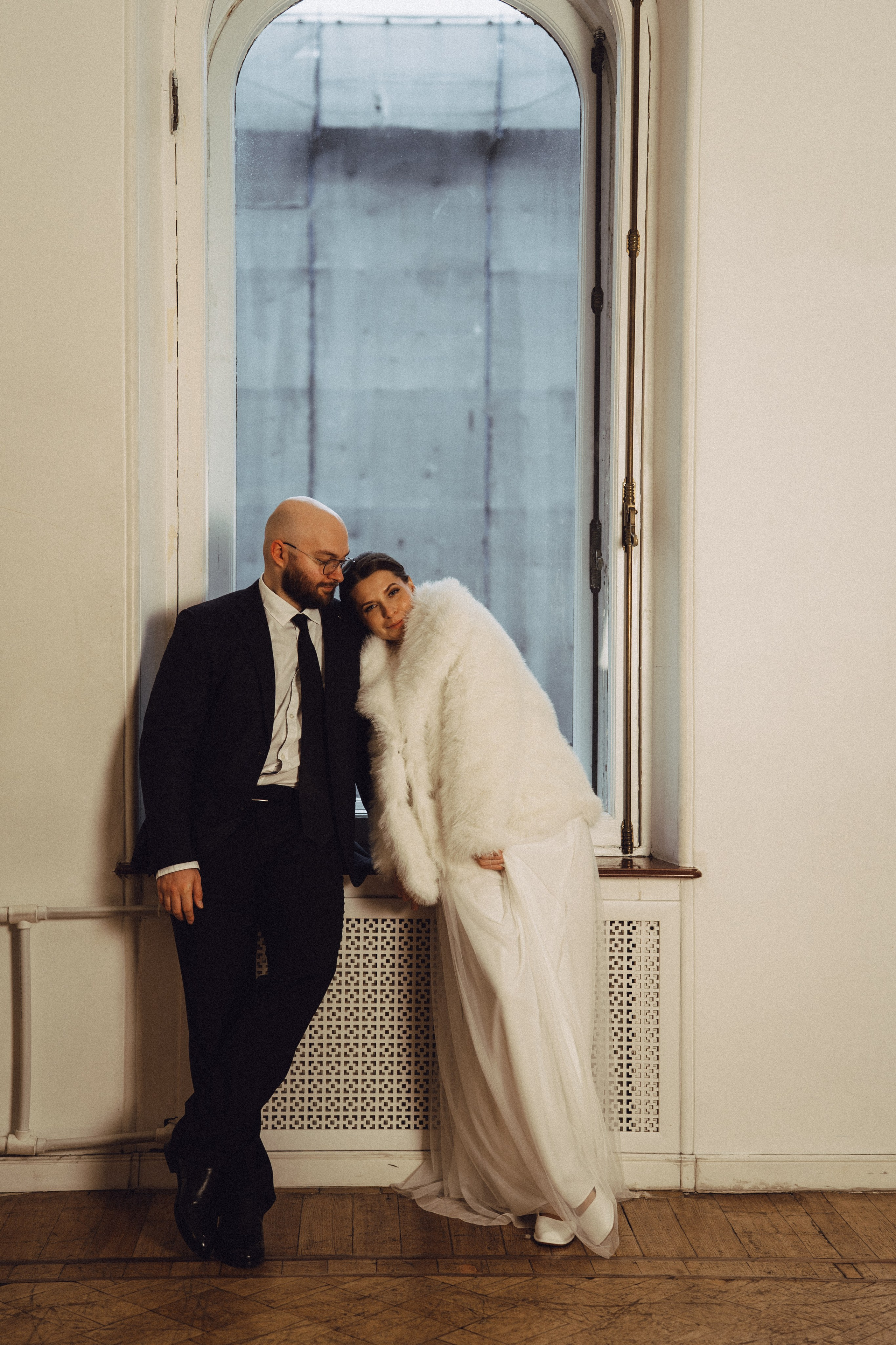 СВАДЕБНАЯ СЬЕМКА ВО ВТОРОМ ДВОРЦЕ (ДЕКАБРЬ) ТАКЖЕ СЬЕМКА В СТУДИИ НА ЧЕРНЫШЕВСКОЙ. Профессиональный фотограф, Санкт-Петербург — Виктория Богомолова