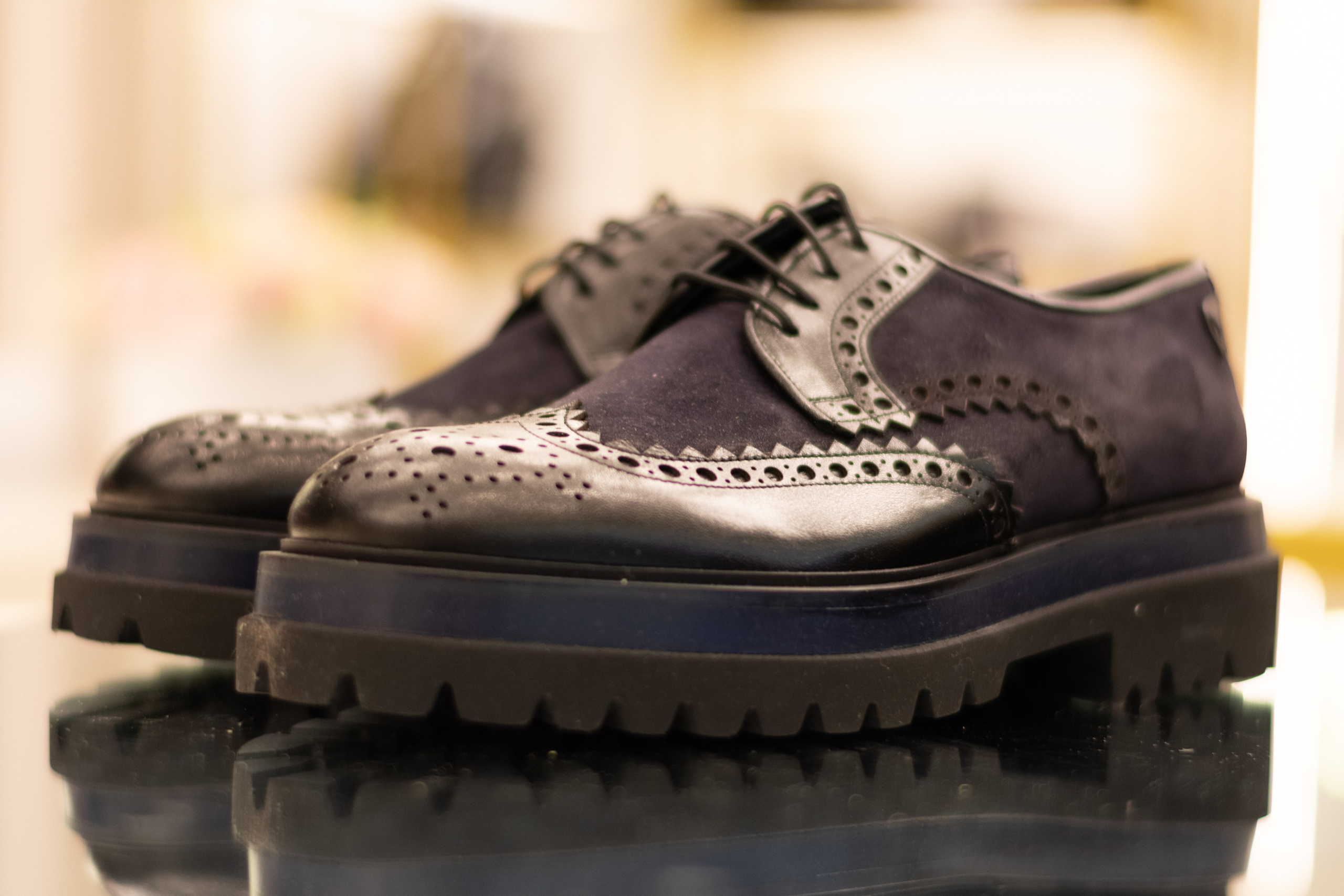 Для организаций. Предметная фотосессия для обувного магазина Capsula. Фотограф/видеограф Богдан Голованов