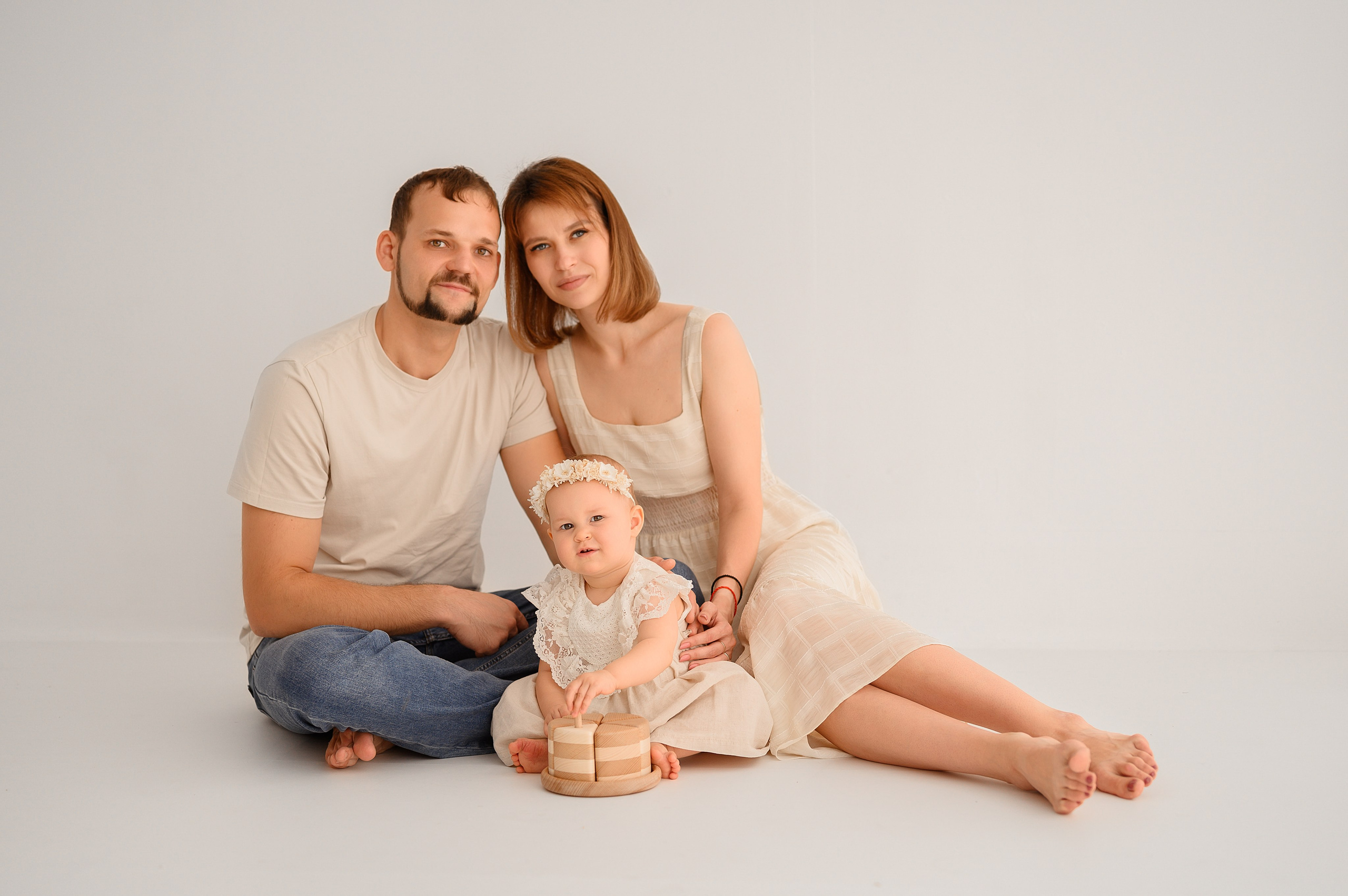 Семейные фото в минимализме. Детский и семейный фотограф Ирина Гладких