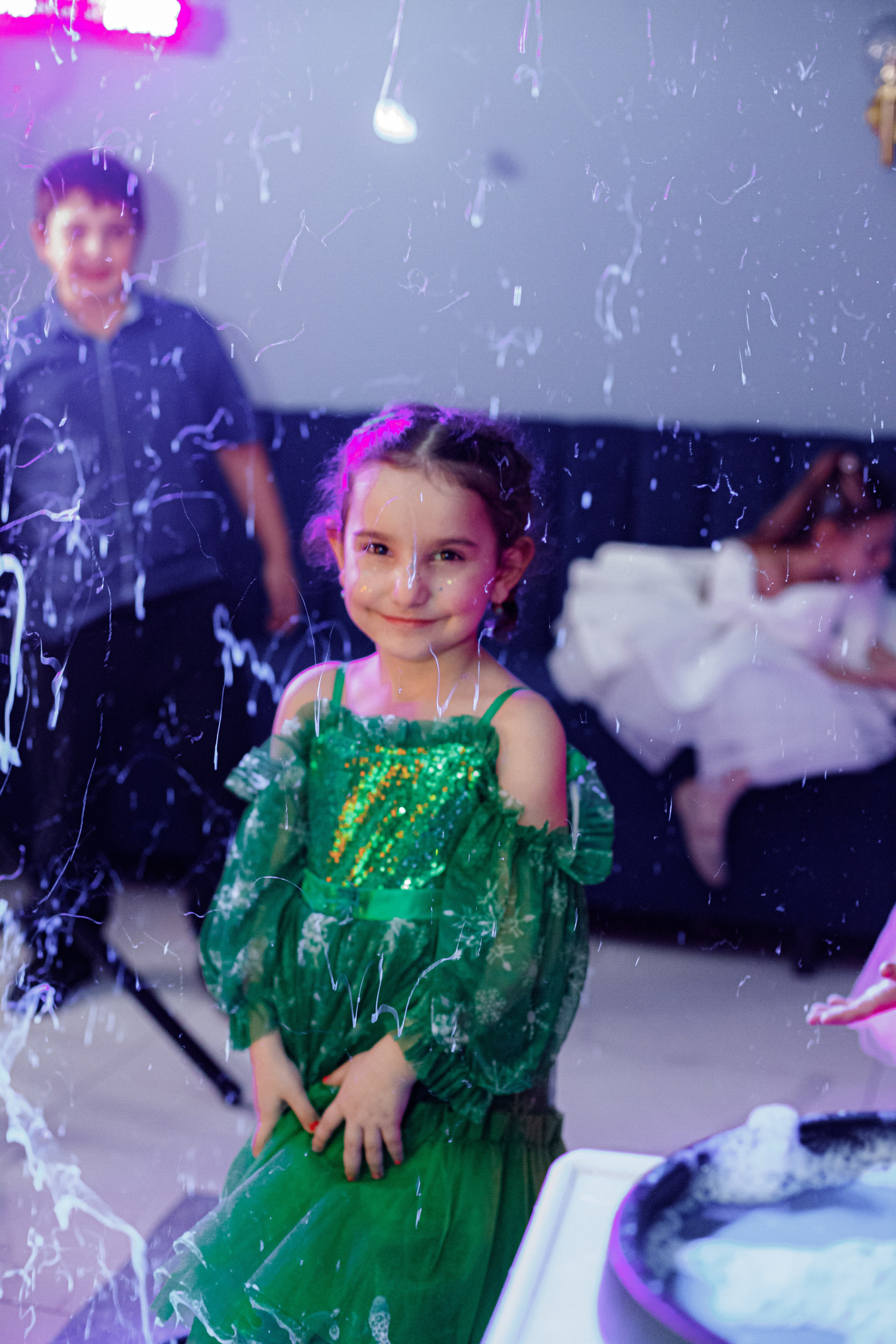 ASIA'S BIRTHDAY PARTY. Photokarish