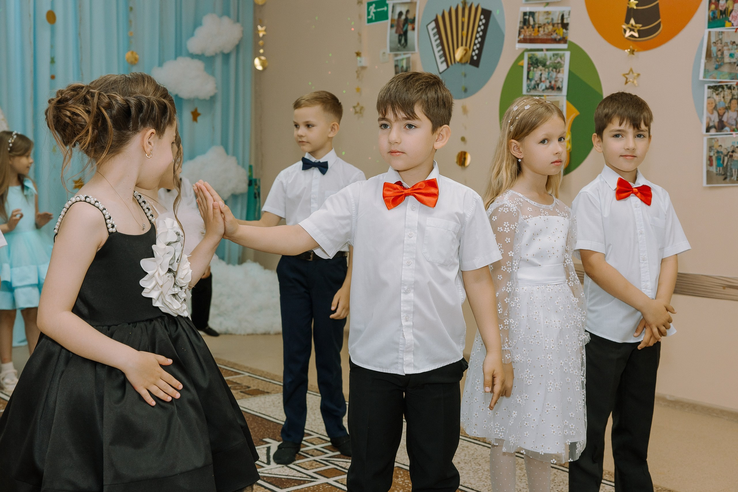 Выпускной в ДС -29. Выпускные альбомы Натальи Бутко: Новороссийск, Анапа, Геленджик