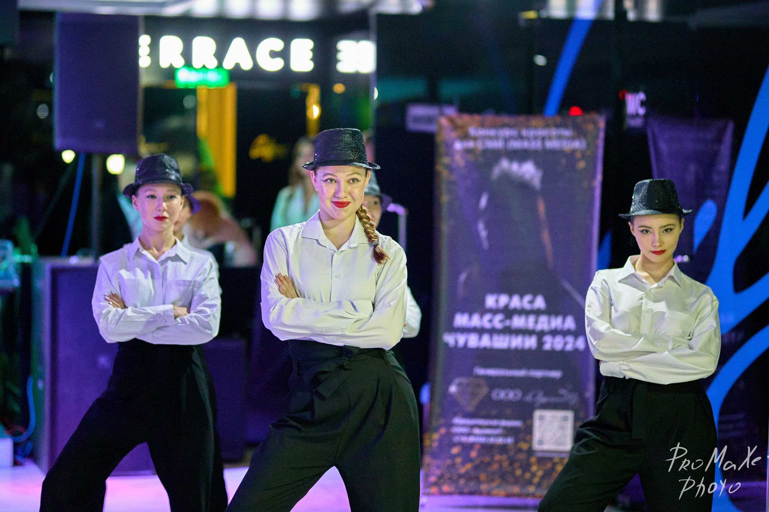 Зал КРАСА МАСС-МЕДИА ЧУВАШИИ. Владимир Суздалов (ProMaXe) — Портретный фотограф, тематические фотосессии в Чебоксарах