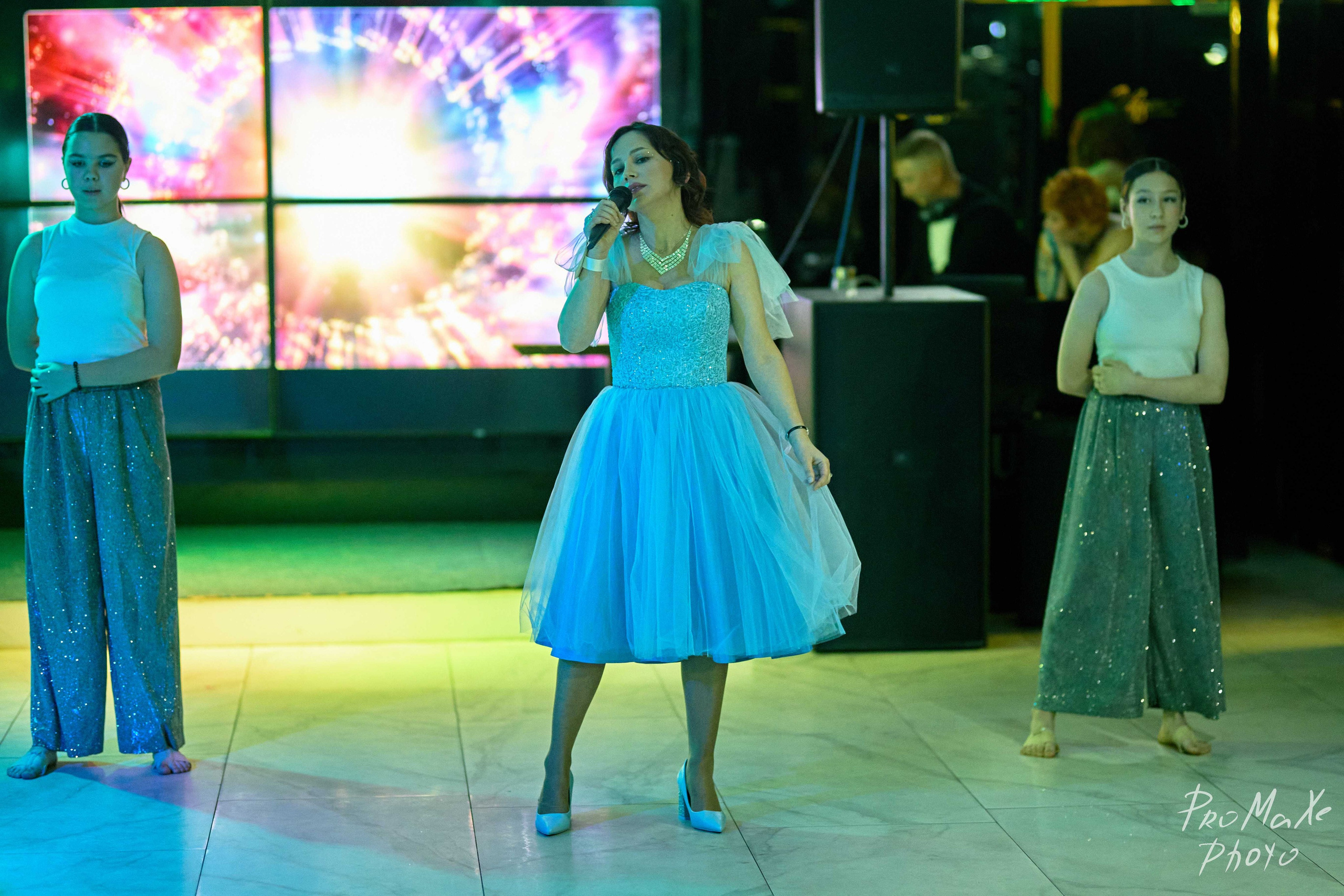 Зал КРАСА МАСС-МЕДИА ЧУВАШИИ. Владимир Суздалов (ProMaXe) — Портретный фотограф, тематические фотосессии в Чебоксарах