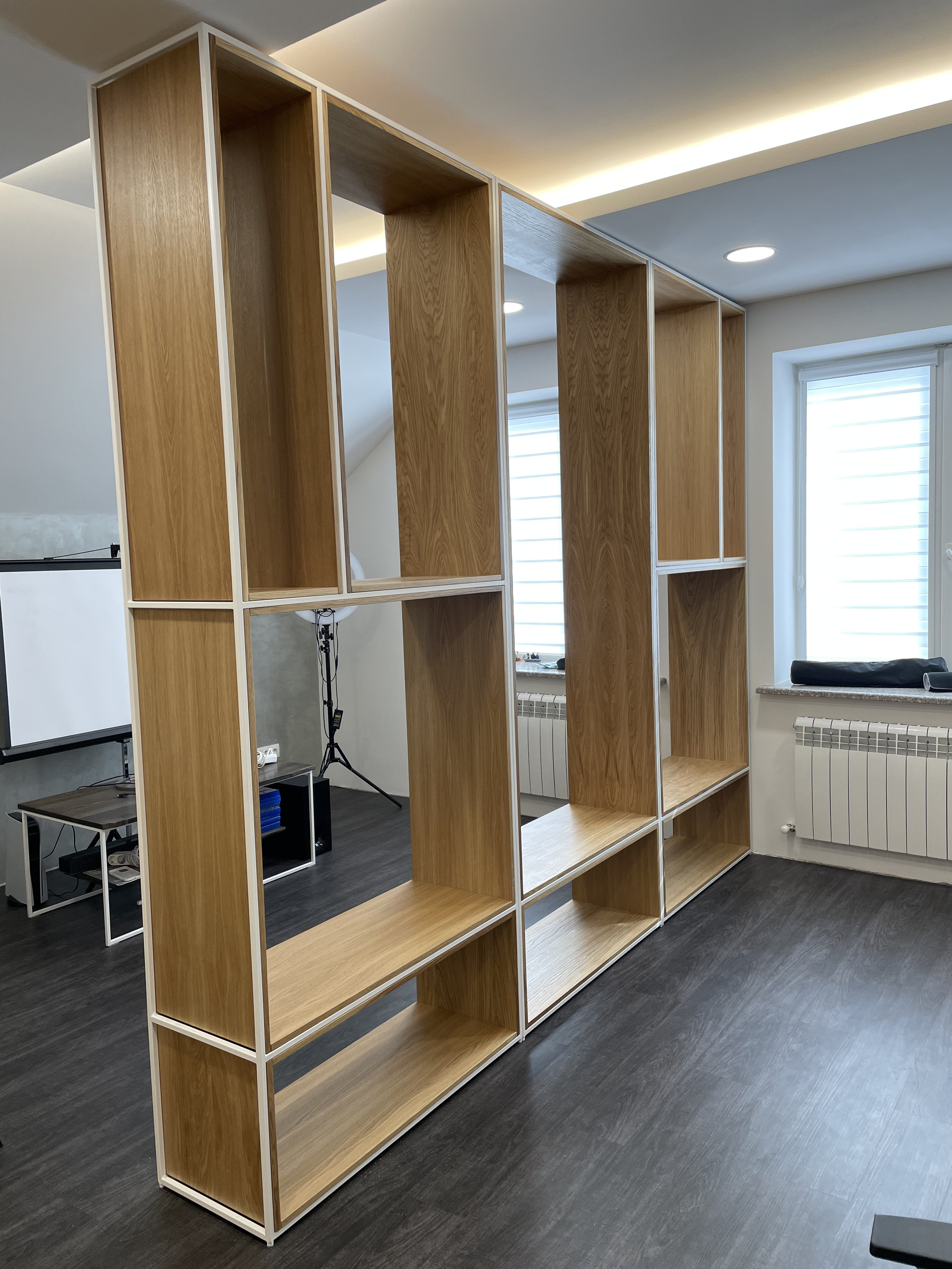 Стеллажи и консоли. Klauzevits Workshop