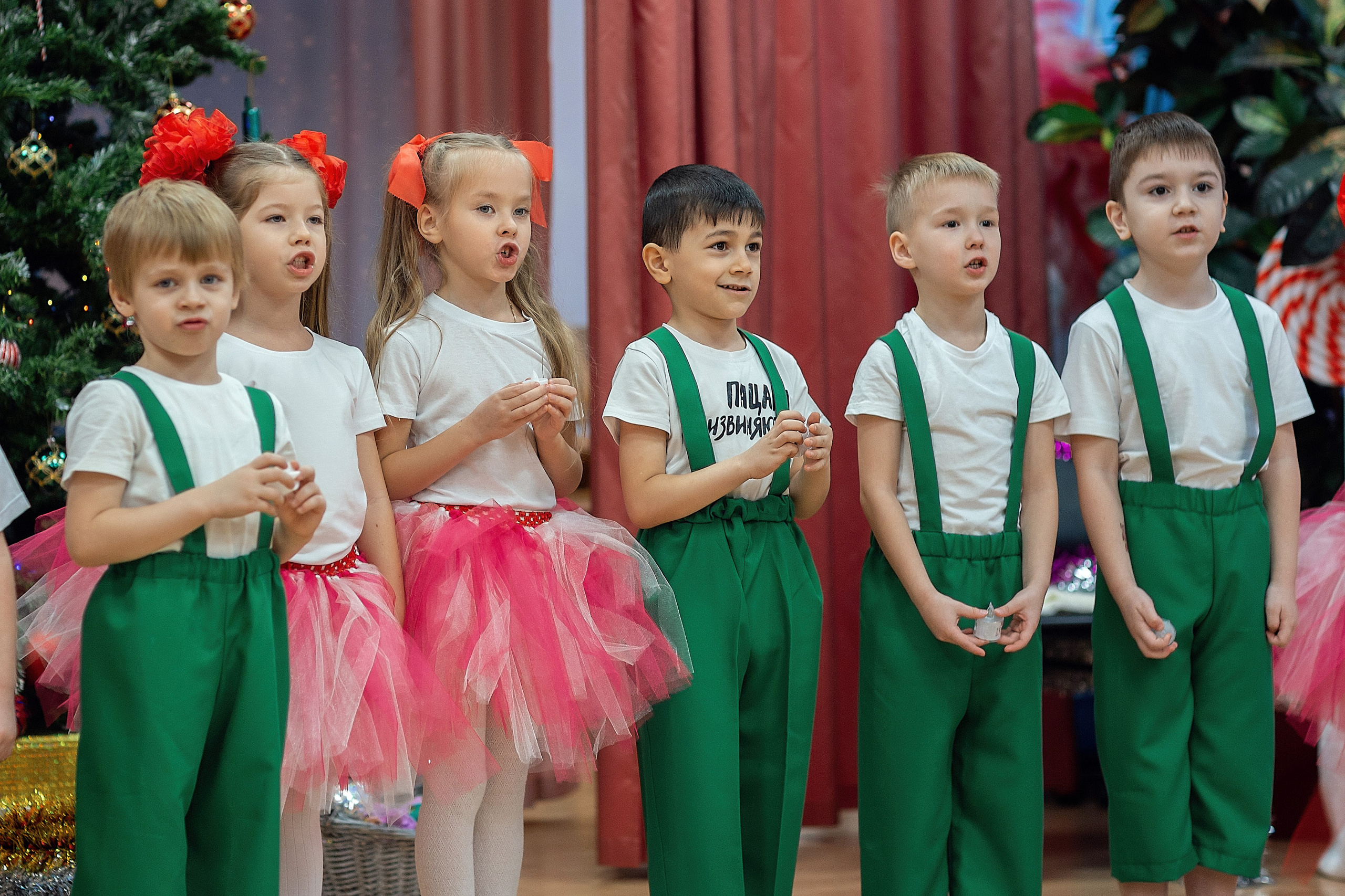 Утренник_"Карамельная фабрика» 2024. Семейный фотограф в Санкт-Петербурге