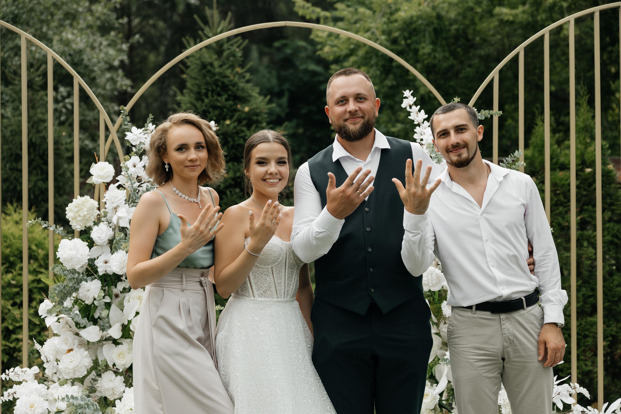 Свадебная история. Лесной Виладж. Свадебный и семейный фотограф Рассказова Виктория