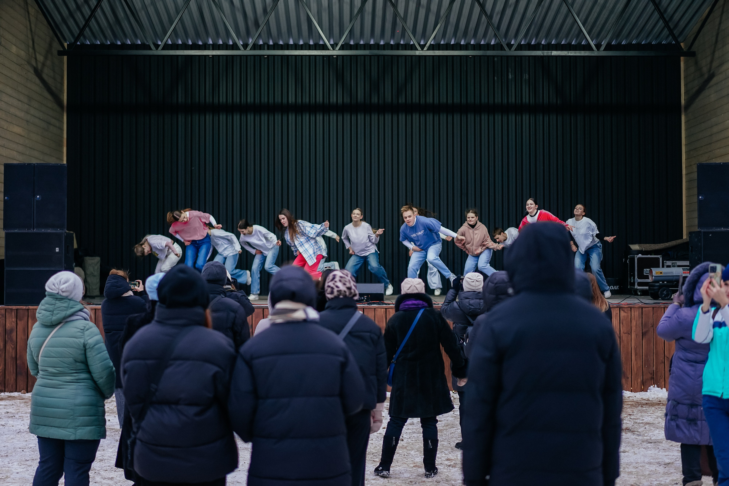 «Предновогодний переполох» Лопатинский сад, 14.12.2024. Фотограф и видеограф Смоленск | Студия Цезарь