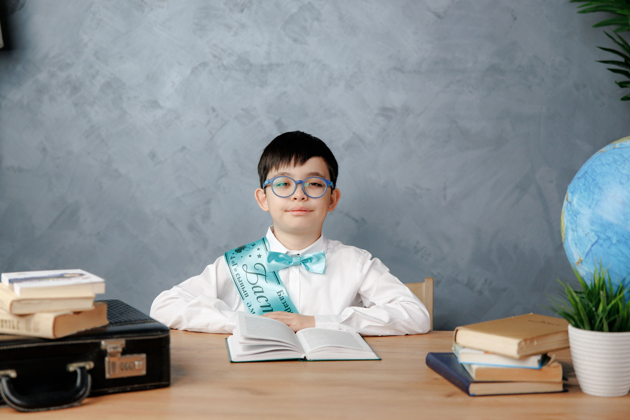 ШКОЛЬНАЯ ФОТОСЕССИЯ. ФОТОСТУДИЯ GALLERY