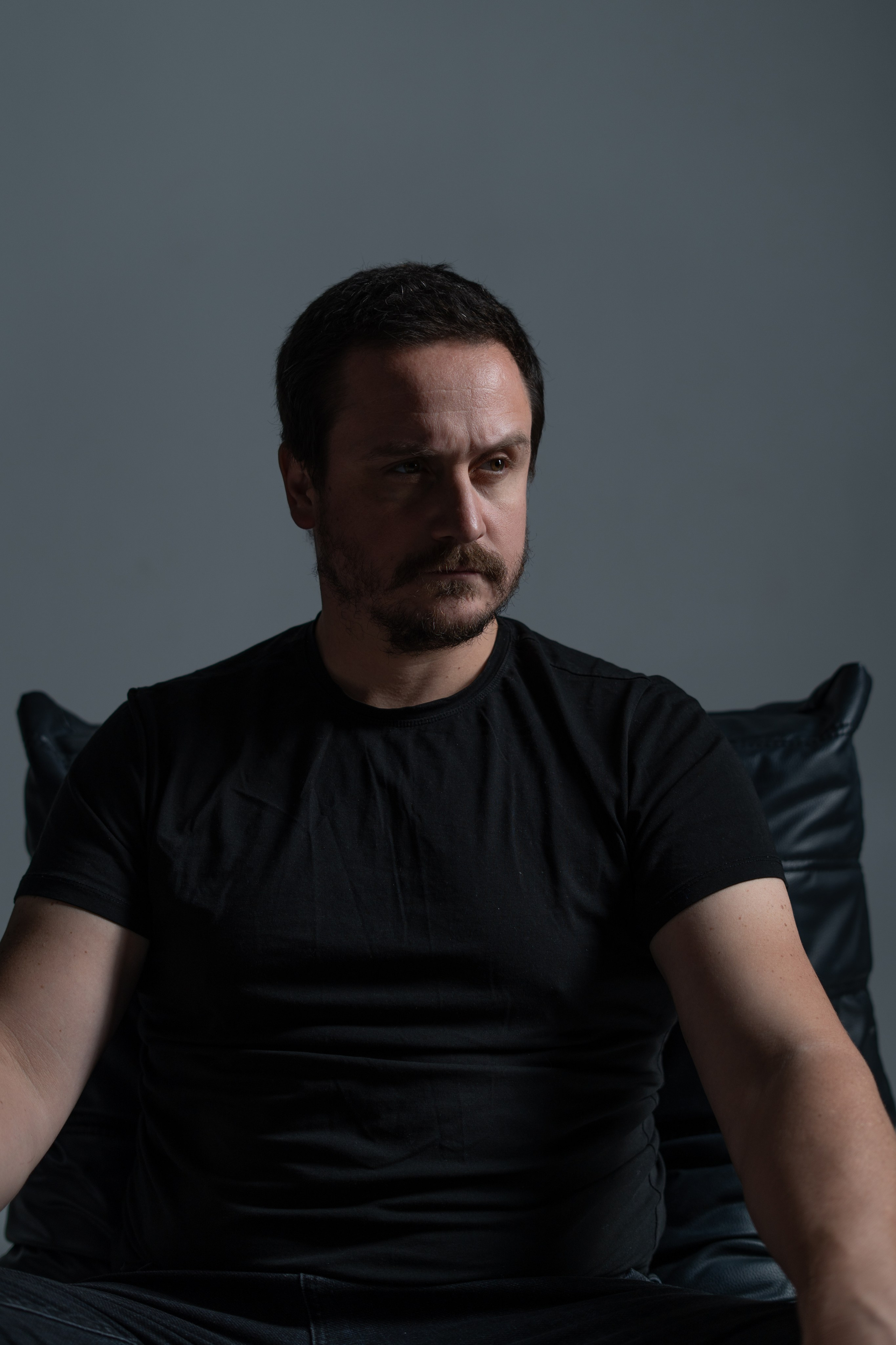 Мужская студийная съёмка. Vadim Videograf