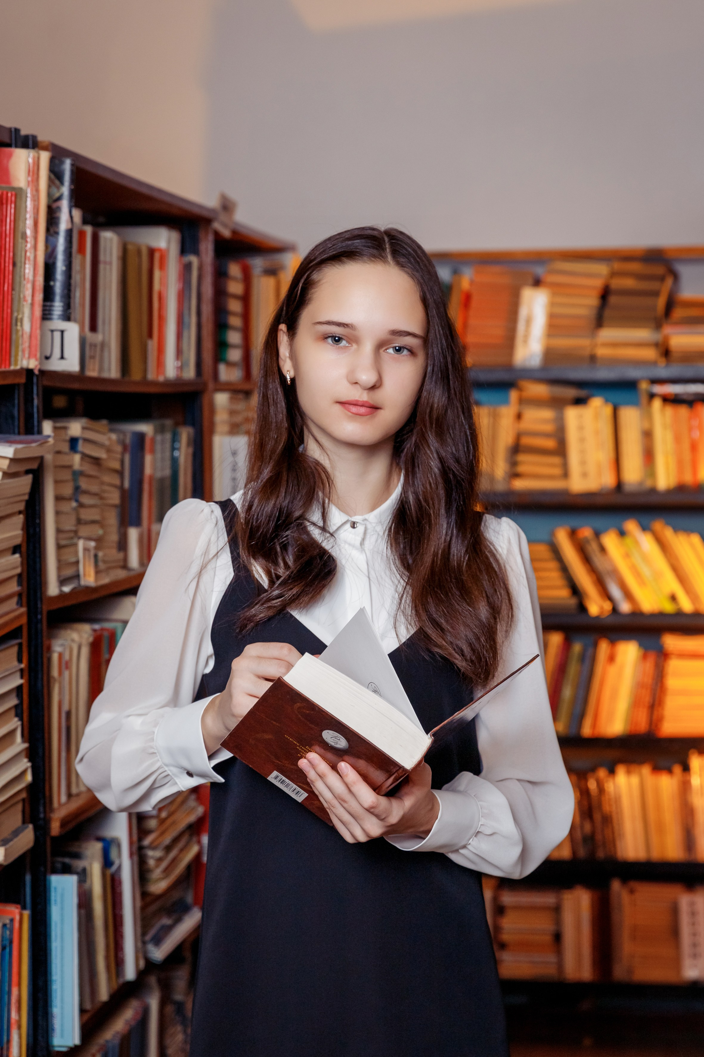 ПОРТРЕТЫ. Марина Ушакова. Фотограф. Выпускные альбомы. г. Краснодар