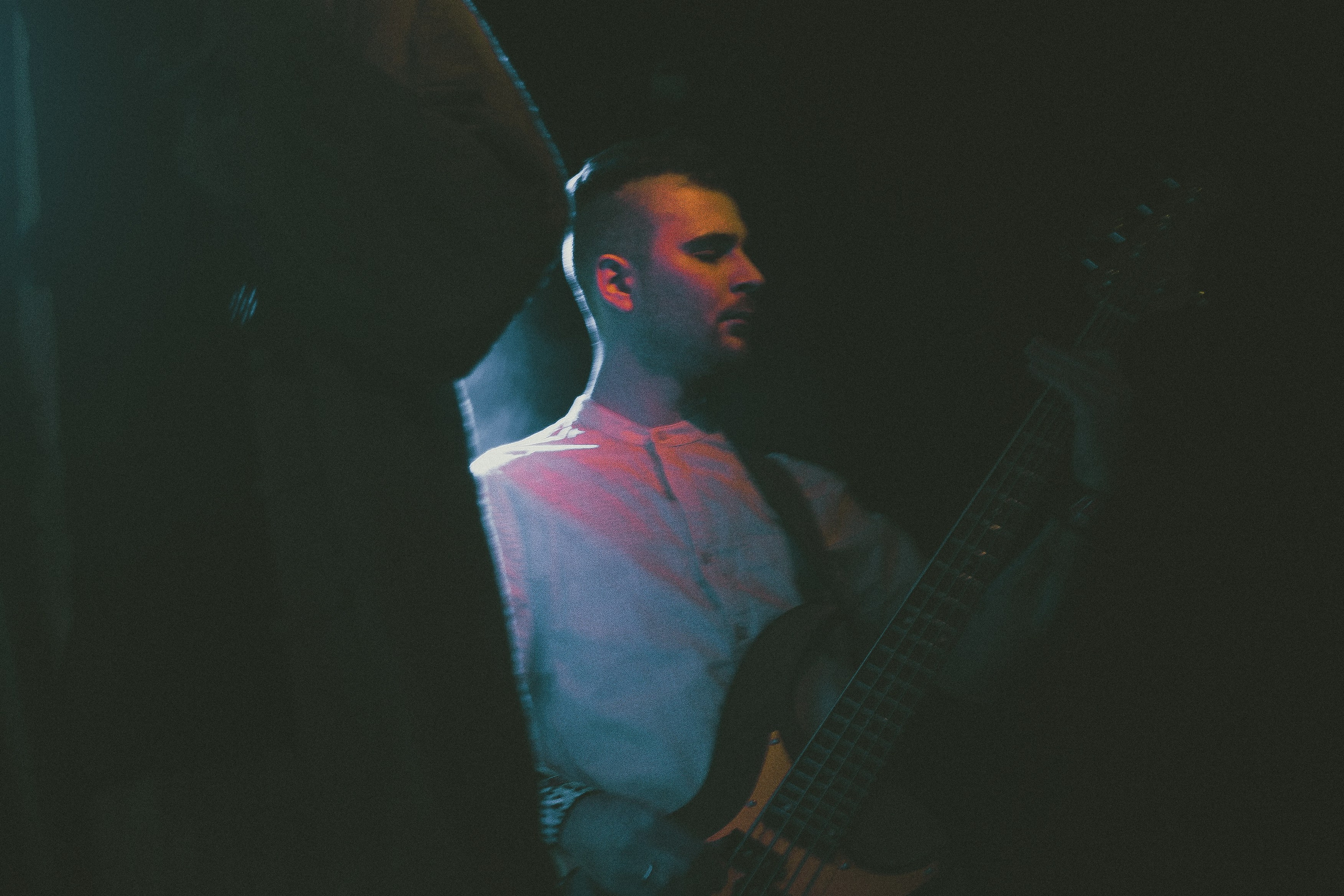 Концерт «Бонд с Кнопкой» 16тонн. Портретный и художественный фотограф в Москве