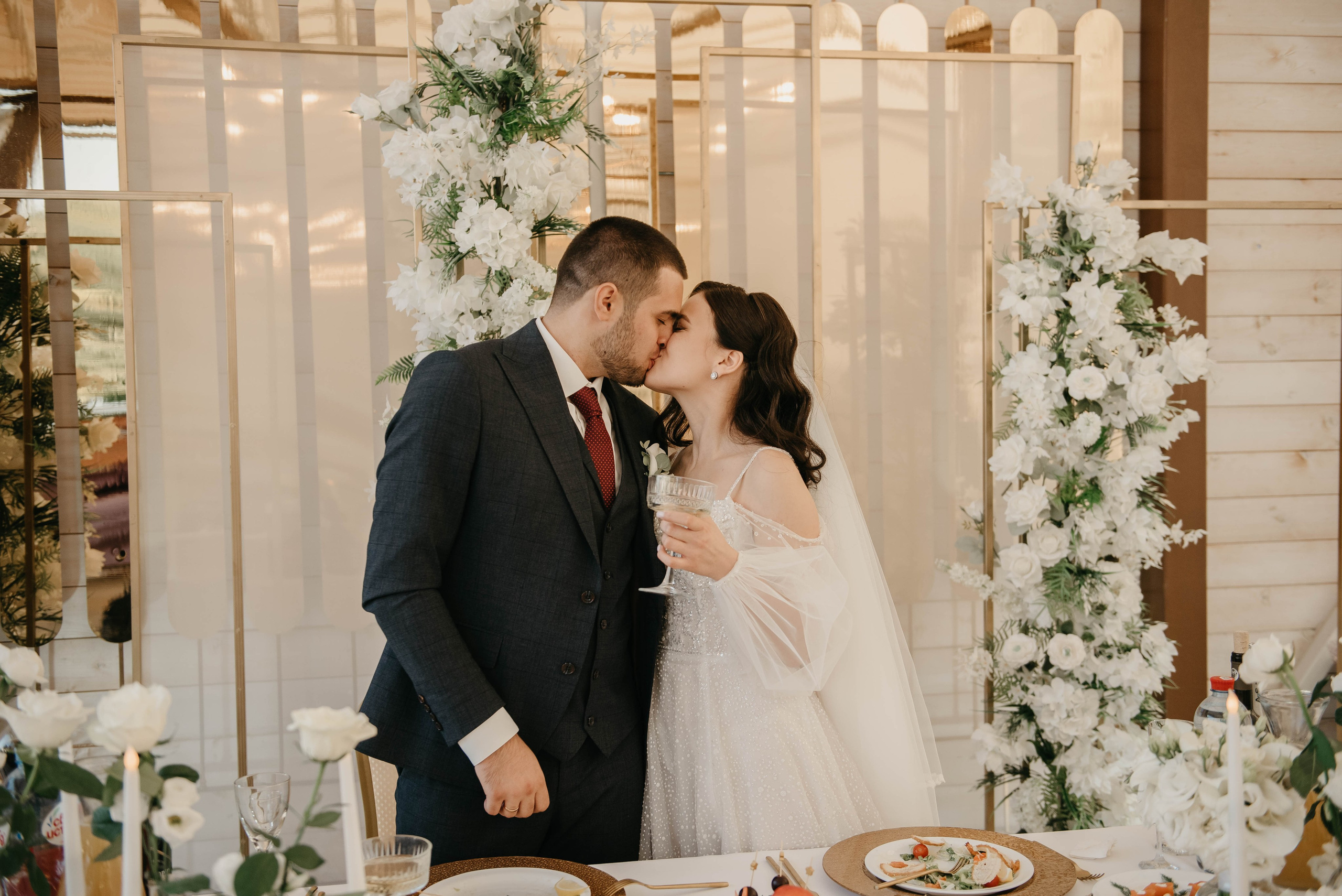 Саша и Кристина. Свадебный фотограф Марина Жемчужникова в Москве и в Белгороде