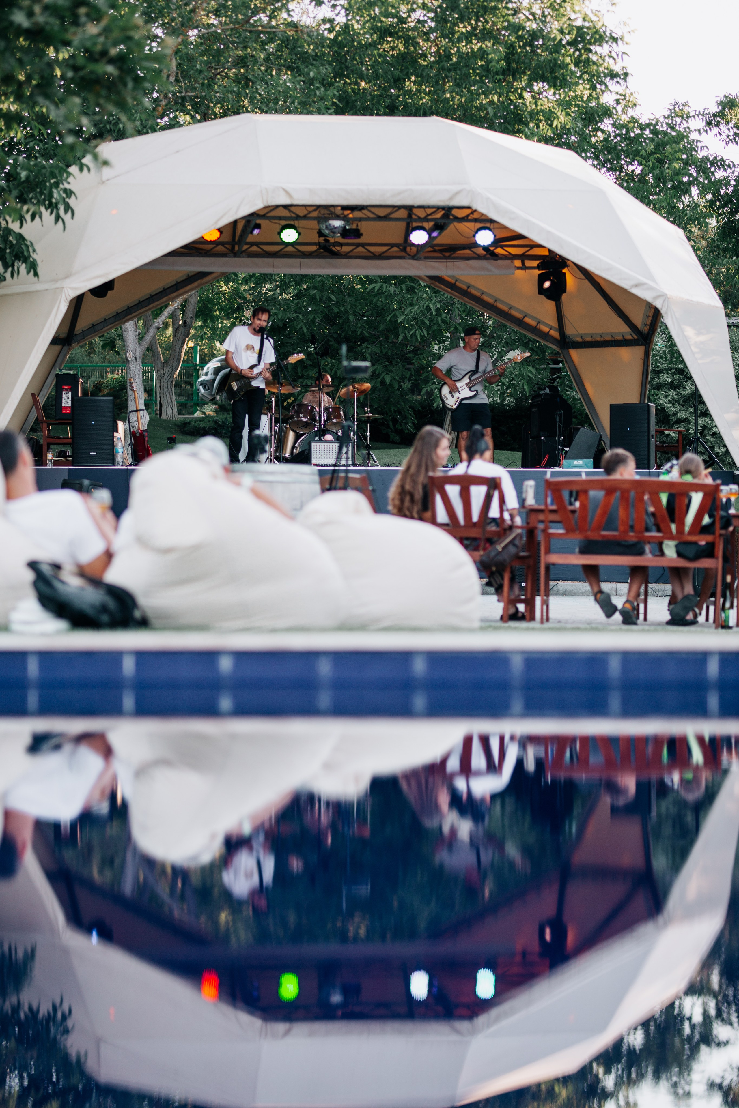 Рок концерт на винодельне. Фотограф в Крыму