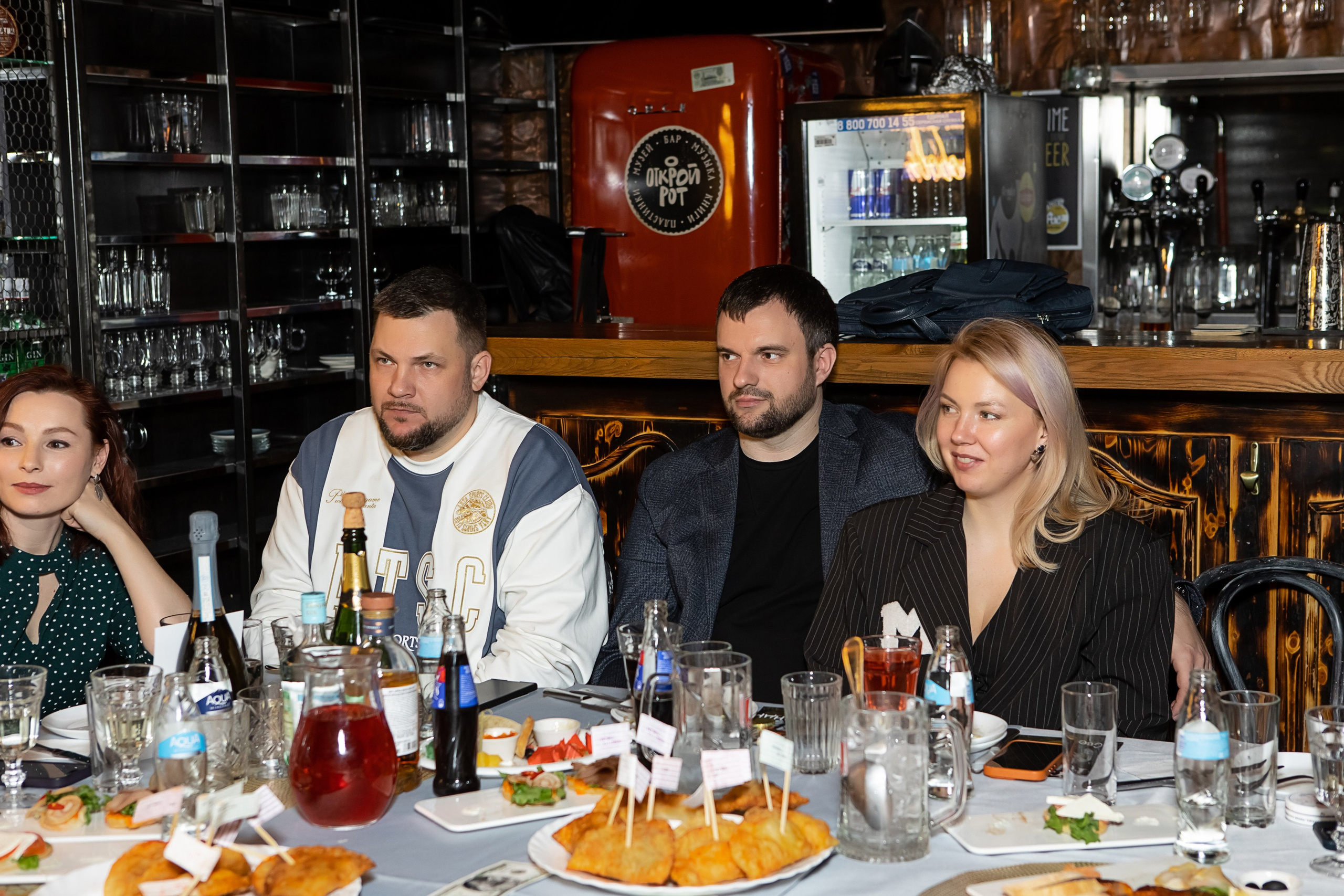 Бар Открой Рот. Репортажный и семейный фотограф в Новосибирске Елена Каменева