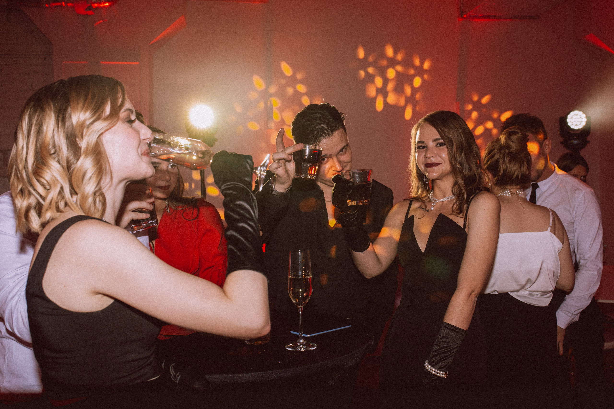 Вечеринка. Фотограф в Минске — Юлия Деяк. Фотосессии в Минске