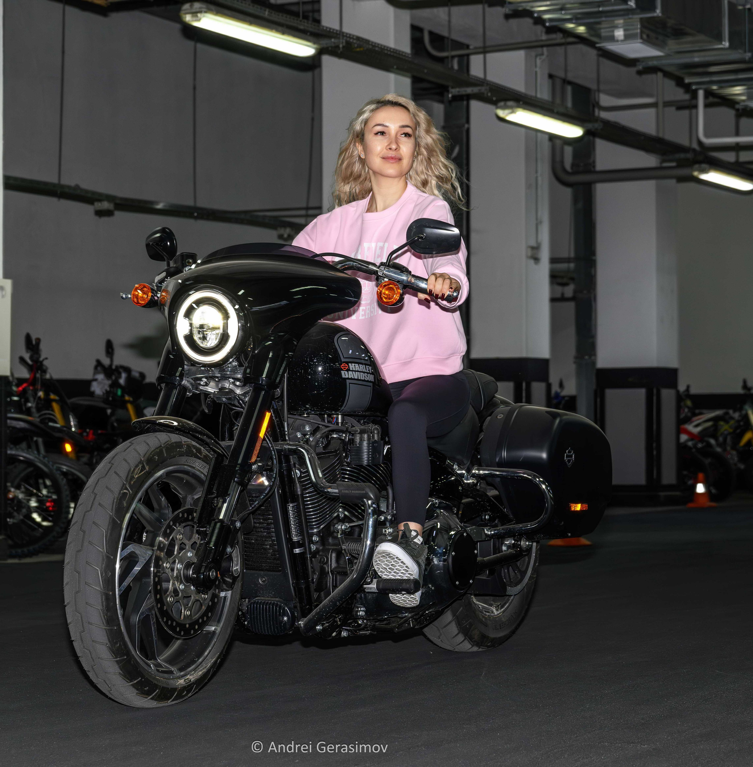 Фотосессии с мотоциклами. Спортивный и женский фотограф и видеограф в Завидово и Конаково Андрей Герасимов