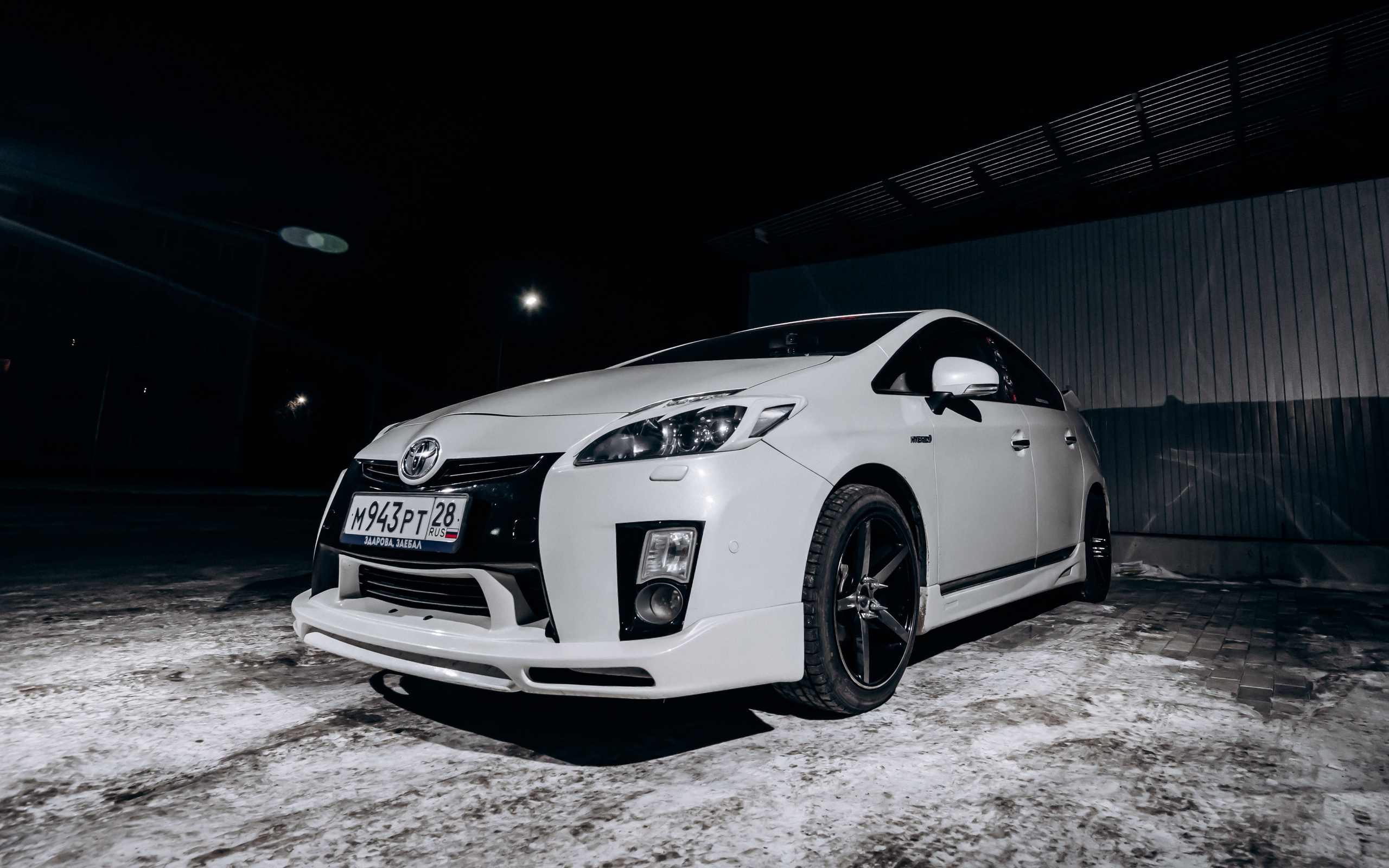 Toyota Prius. Фотограф Андрей Сенченко