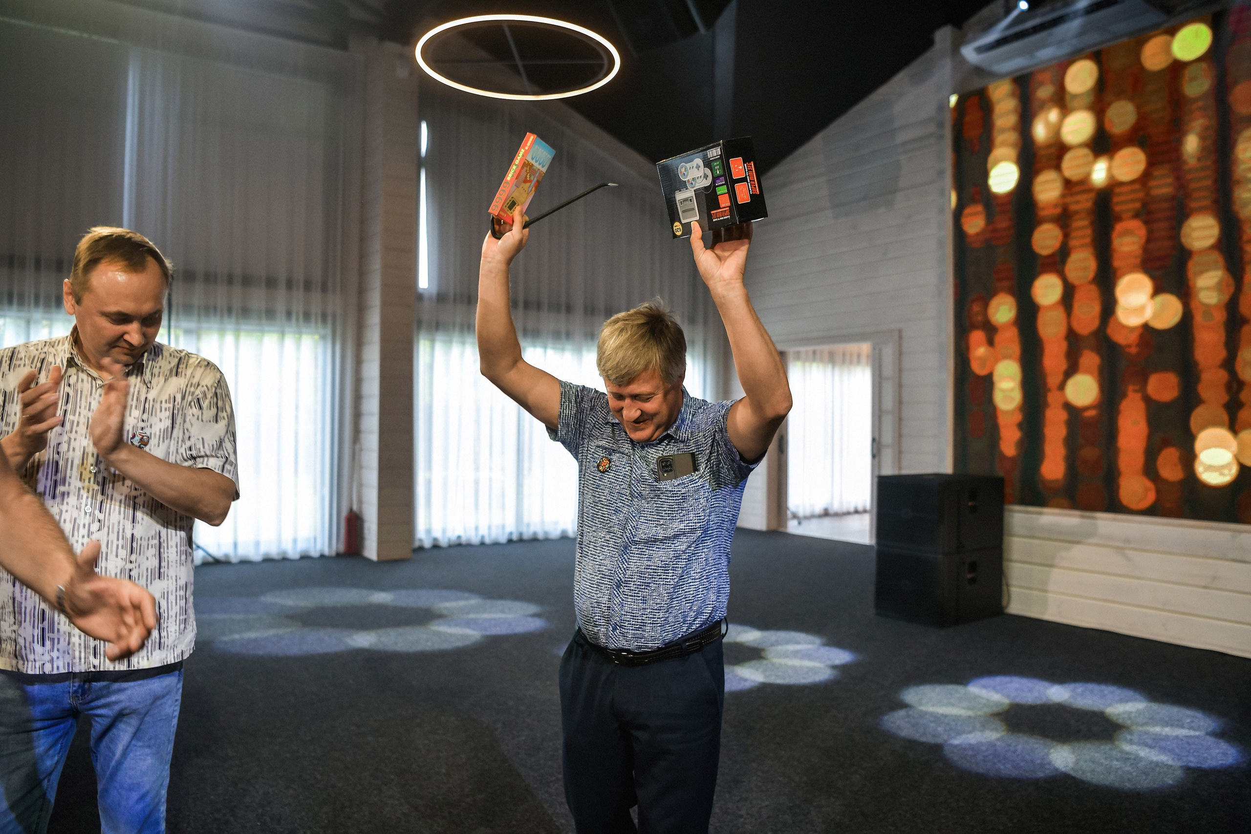 📸 Фоторепортажи с корпоративов и юбилеев в Красноярске | Примеры работ. 📸 Свадебный и семейный фотограф в Красноярске Тихомиров Евгений | 17 лет опыта | 800+ свадеб