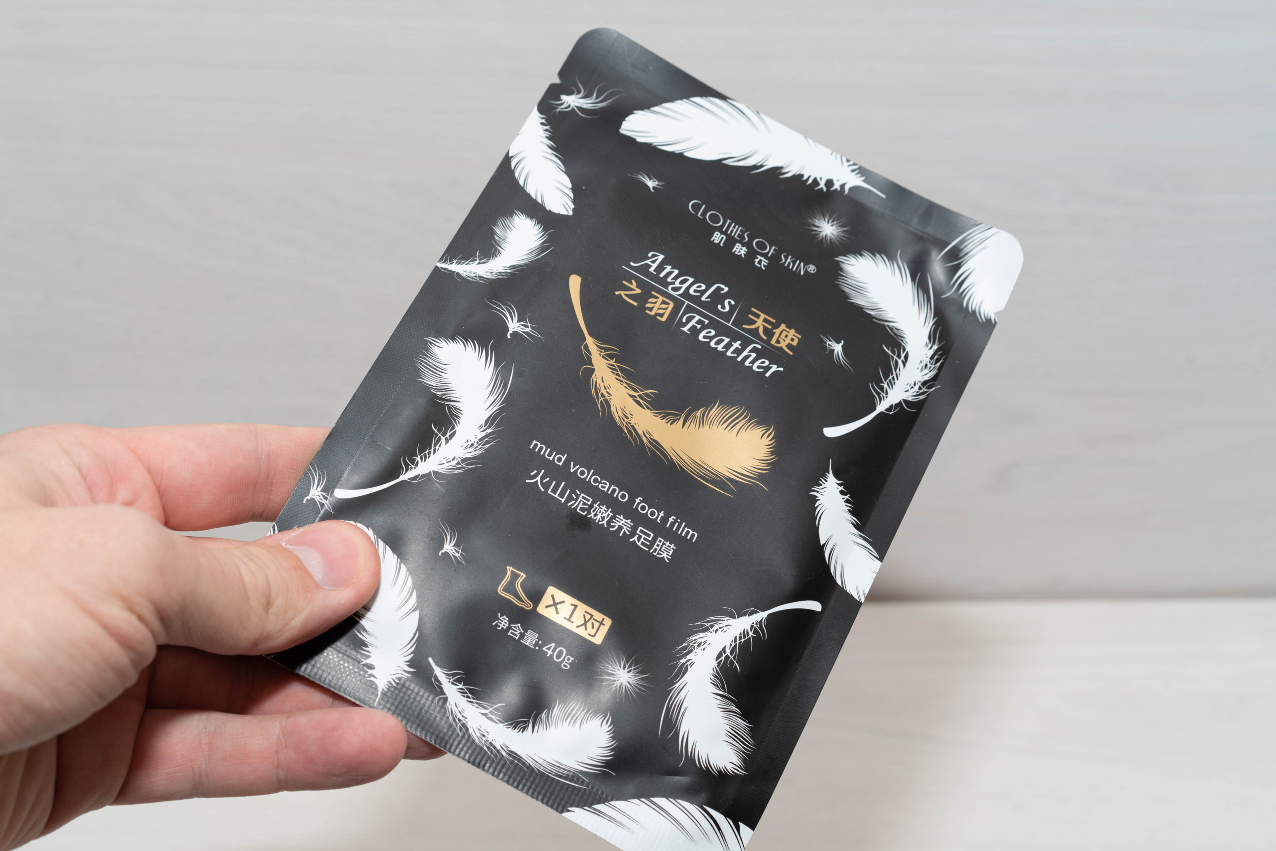 Носки маска для ног педикюрные или средство для отшелушивание. Фотограф — видеограф в Москве Дмитрий Менделеев