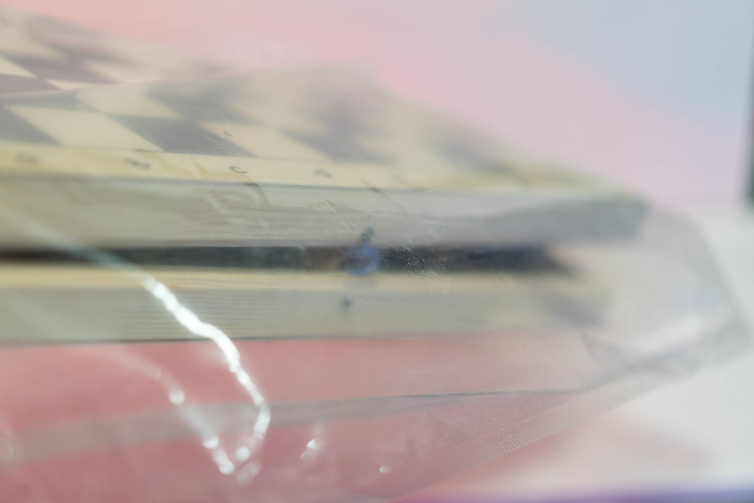 Недорогие деревянные шахматы от компании Пуль Брокколи. Фотограф — видеограф в Москве Дмитрий Менделеев