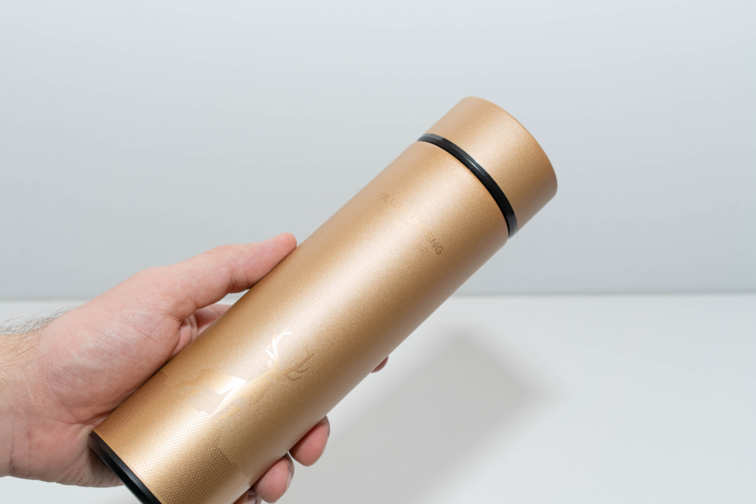 УМНЫЙ ТЕРМОС С ИНДИКАТОРОМ ТЕМПЕРАТУРЫ. Фотограф — видеограф в Москве Дмитрий Менделеев