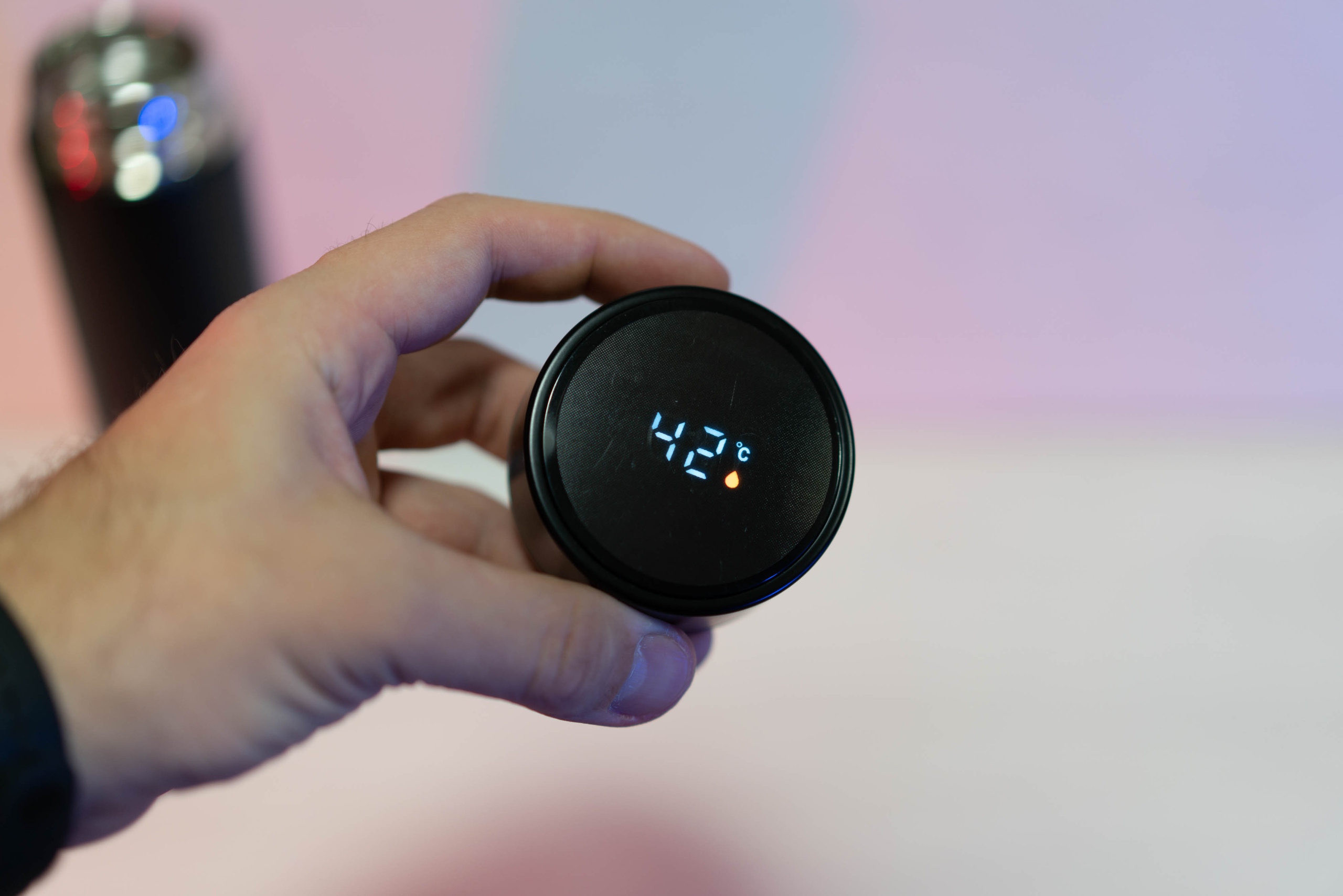 УМНЫЙ ТЕРМОС С ИНДИКАТОРОМ ТЕМПЕРАТУРЫ. Фотограф — видеограф в Москве Дмитрий Менделеев