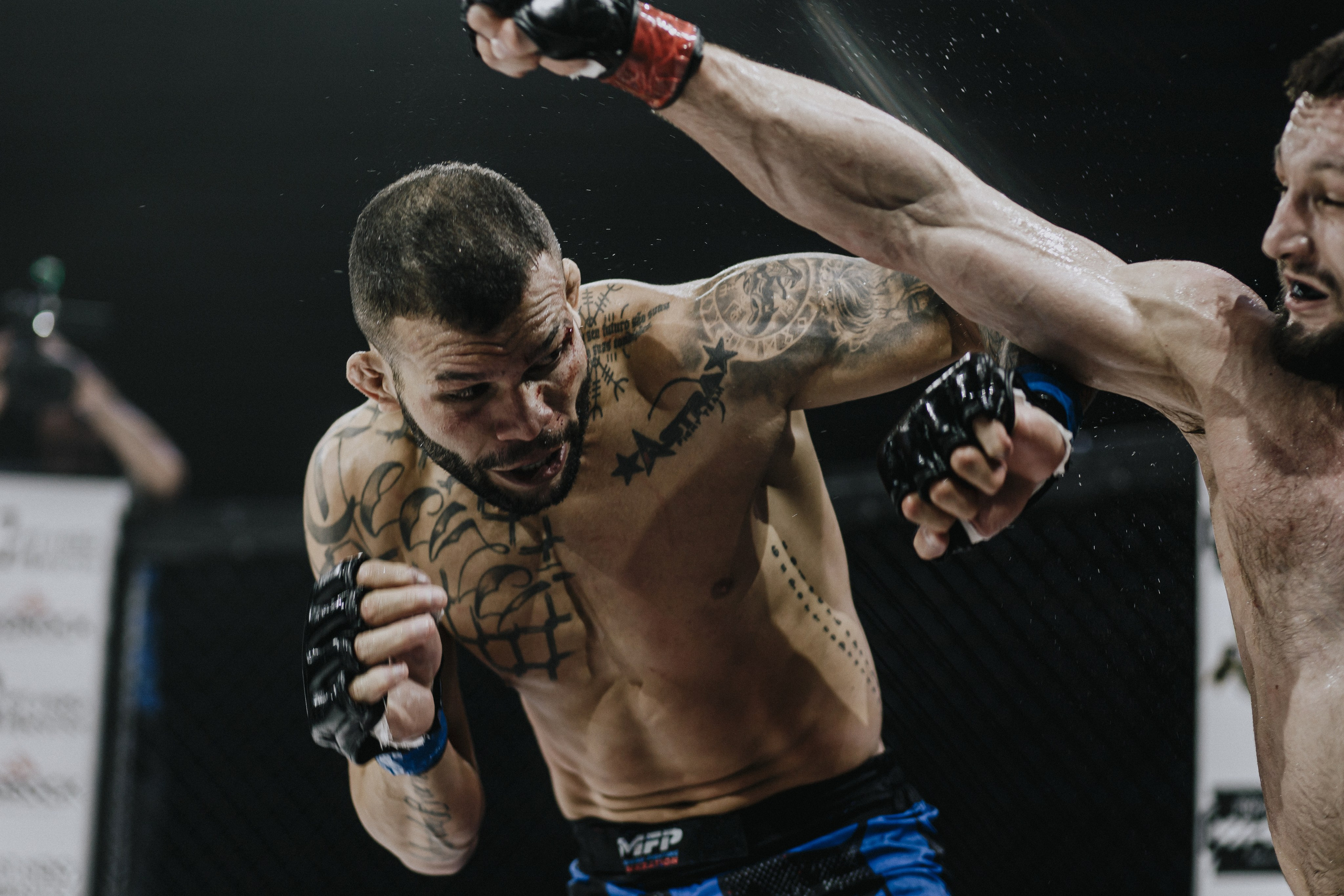 MFP246 МАКСИМ БУТОРИН VS МАРСИО БРЕНО. Фотограф Иркутск Антипин Сергей