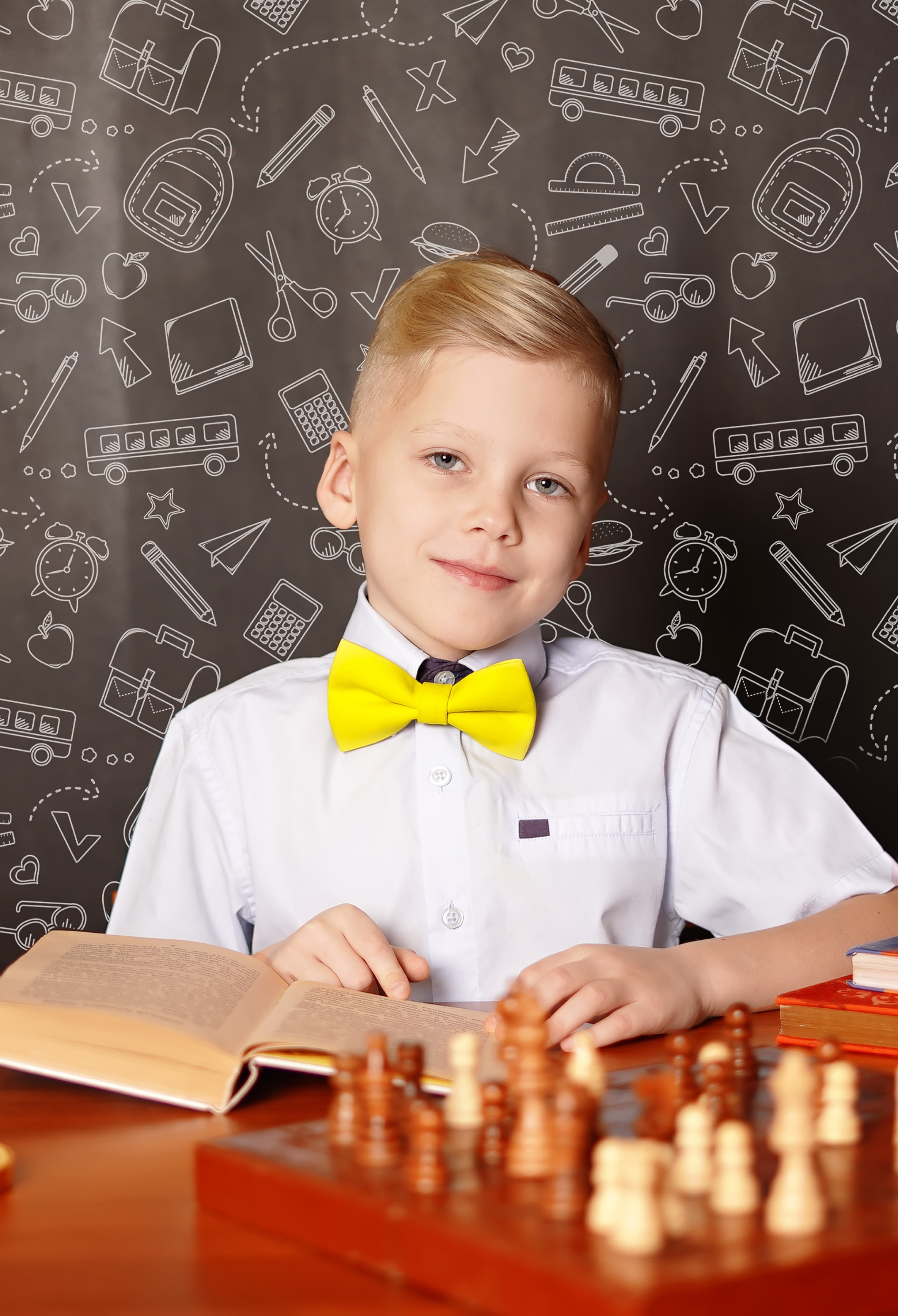 Дизайн и фотографии альбомов ВНЕ детского сада. Фотограф, видеооператор Нина Коршунова