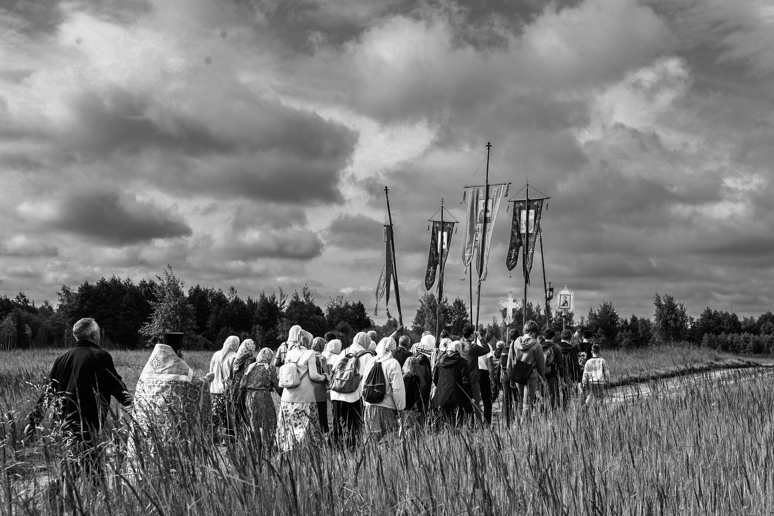 ПОД ПОКРОВОМ. ИСТОРИИ