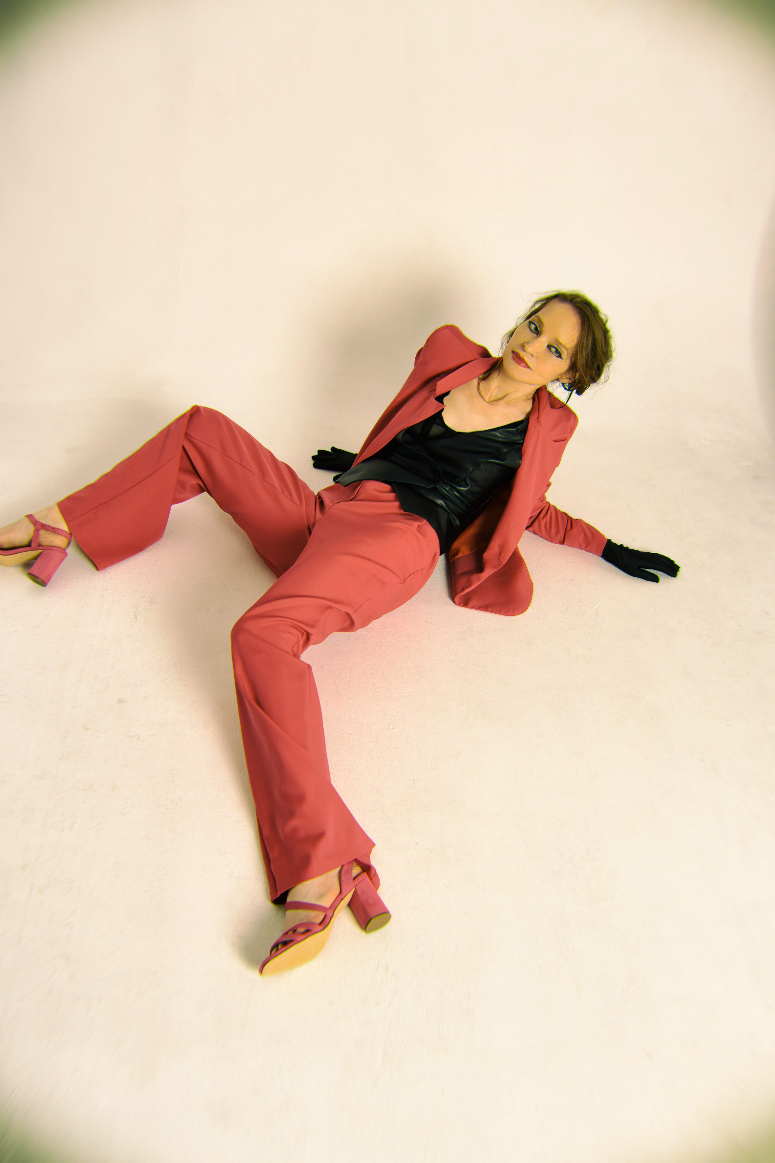 MAGENTA POWER. Yulia Yurchevskaya | Art Director & Visual Visionary