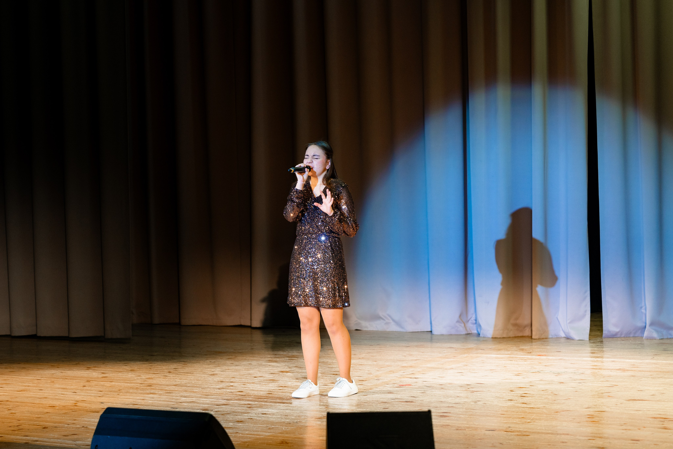 Концерт ДК Буривестник. Фотограф Никита Комаров