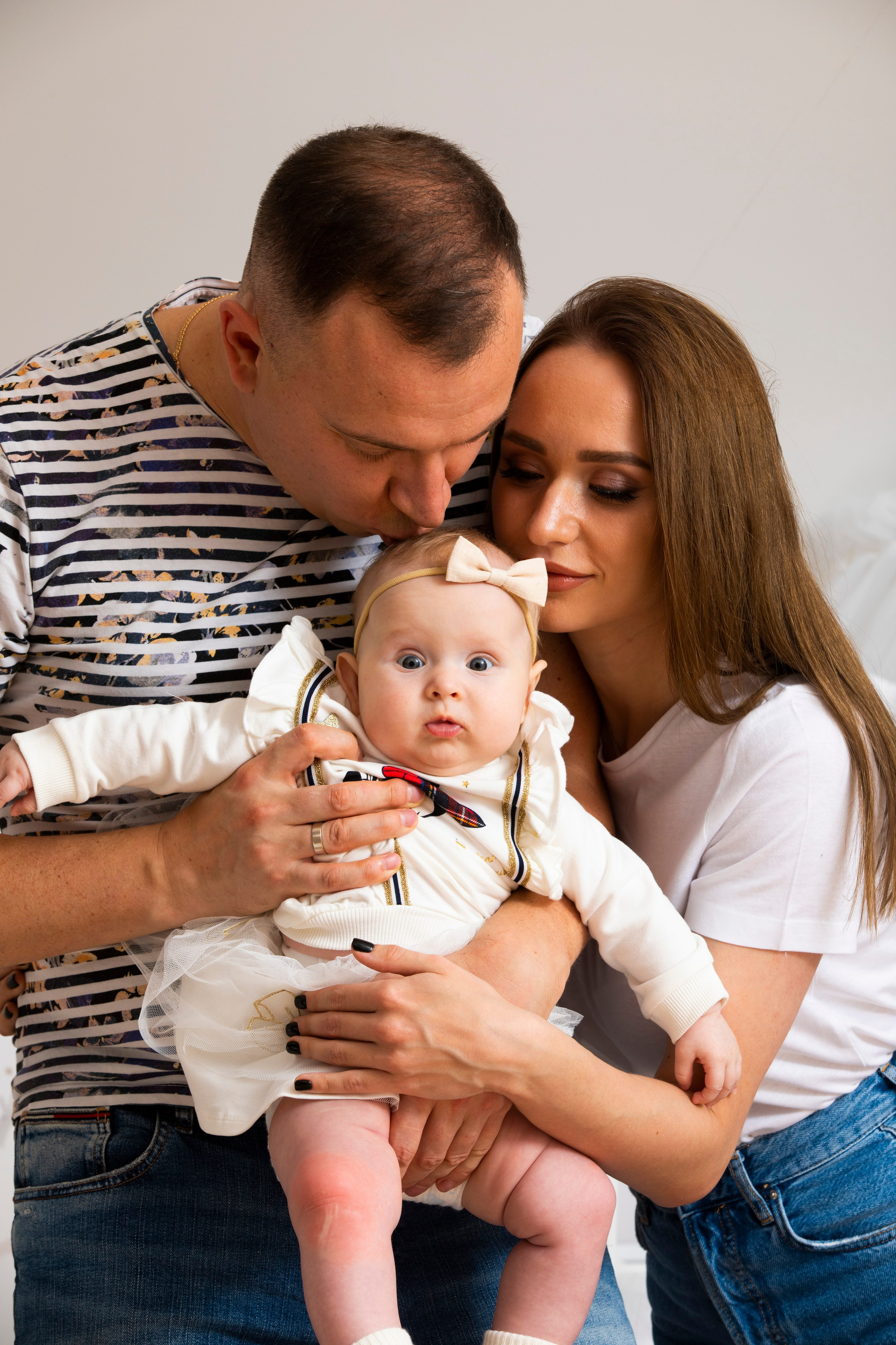 Семейные фото у Вас дома «Ася Игорь Алина ". ФОТОХУДОЖНИК