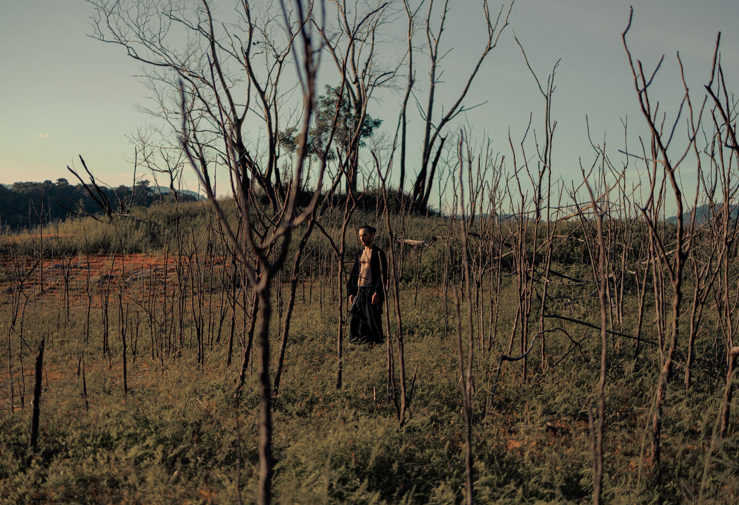 Contacts. Lyric photographer