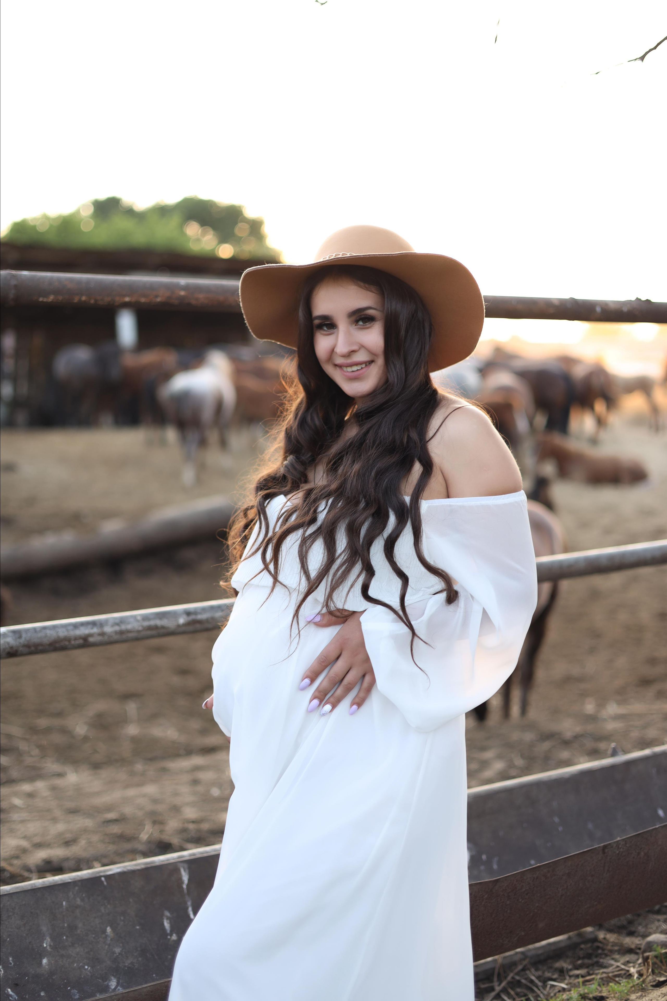 Белое воздушное платье на прокат в Казани. Профессиональный Фотограф в Казани Яна Забелина